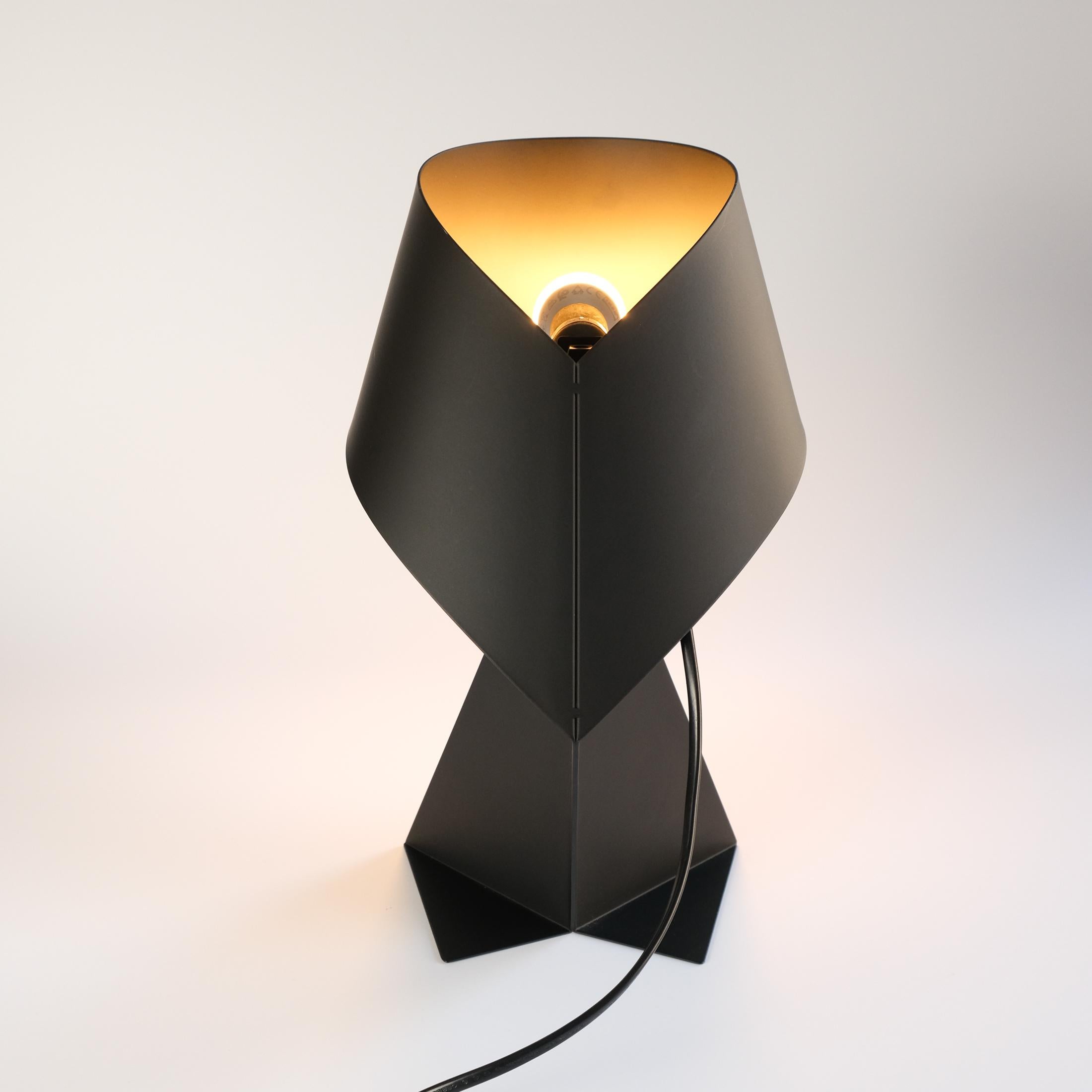 Claire Norcross Lampe „Ribbon“ für Habitat, UK 2005 im Zustand „Relativ gut“ im Angebot in London, GB