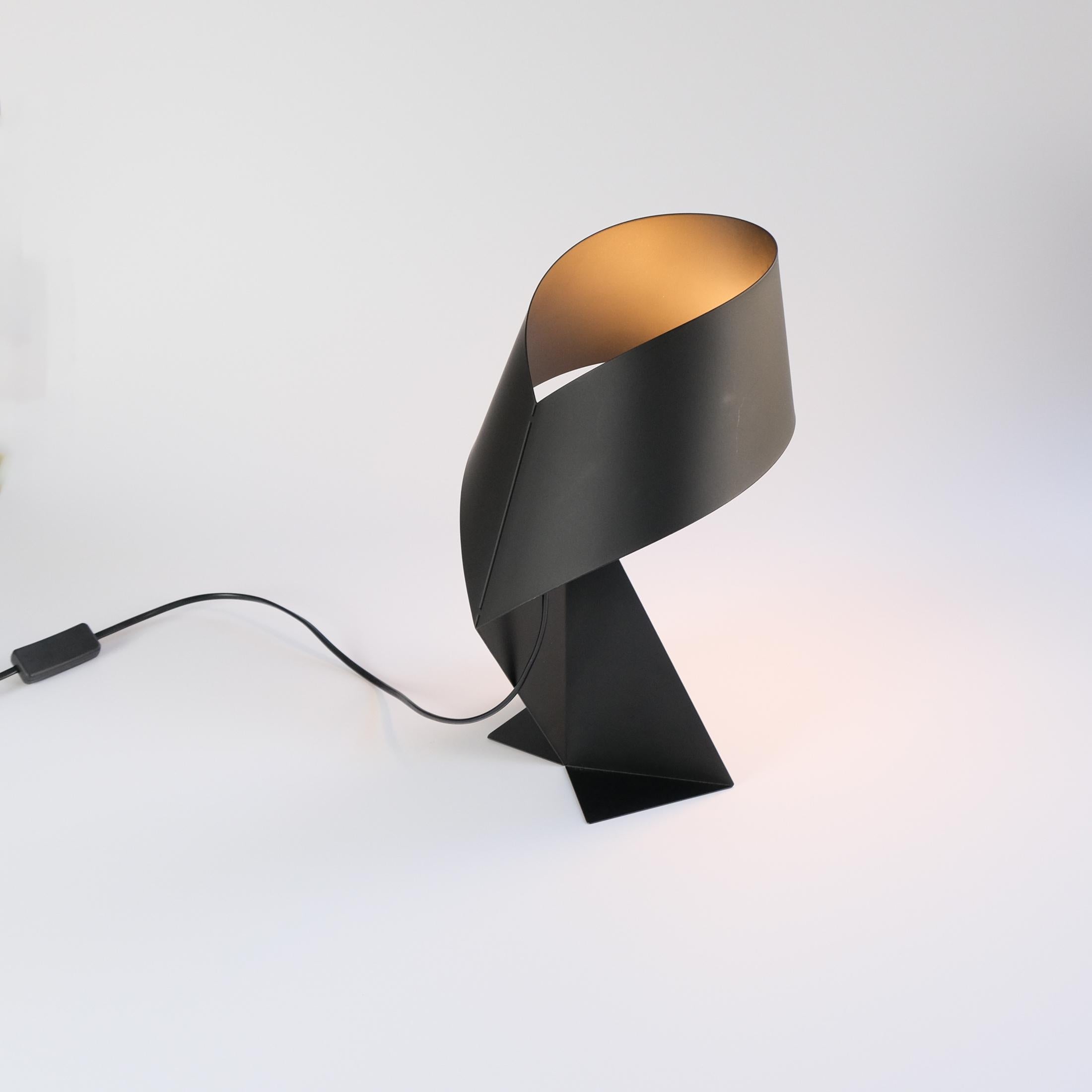 Claire Norcross Lampe „Ribbon“ für Habitat, UK 2005 (21. Jahrhundert und zeitgenössisch) im Angebot