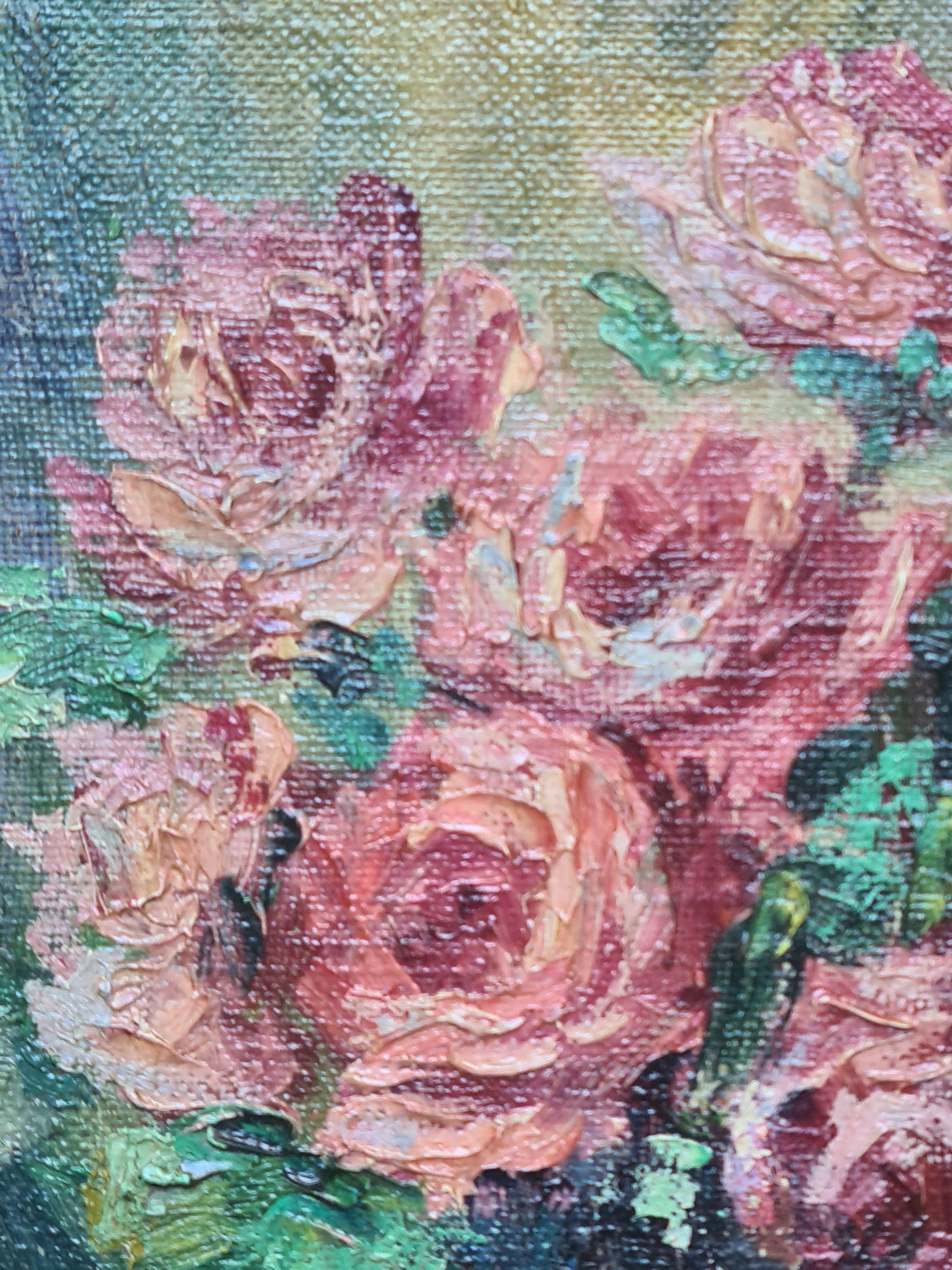 Huile sur panneau impressionniste du milieu du siècle représentant un bouquet de roses dans un vase par Claire Olivier-Tiberghien. Le tableau est signé en bas à gauche et est présenté dans un cadre en bois peint et doré.

Une charmante vue d'un