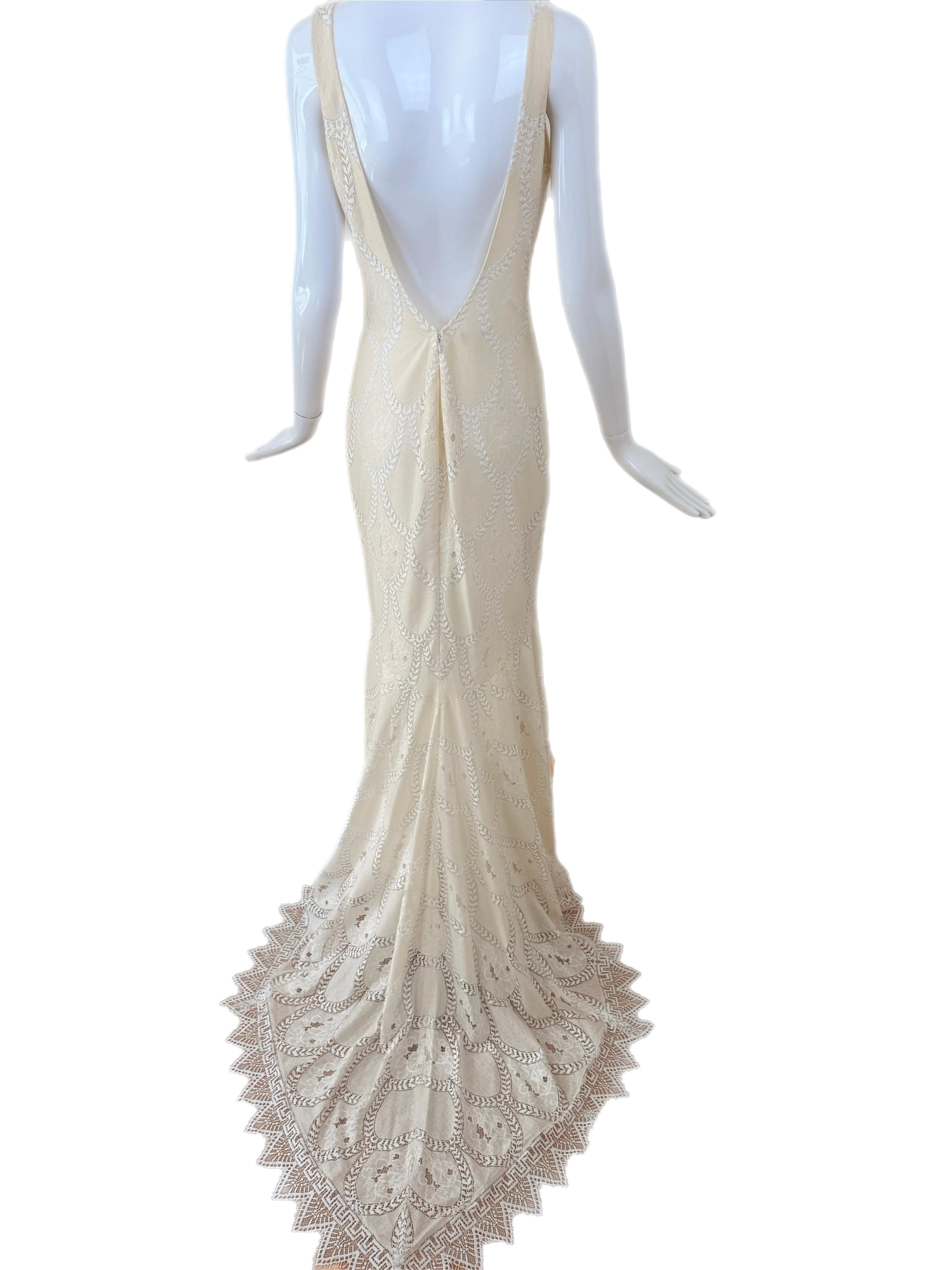 CLAIRE PETTIBONE 2015 Vanilla Cream Lace Bridal Gown Backless Wedding Dress In Excellent Condition For Sale In Leonardo, NJ