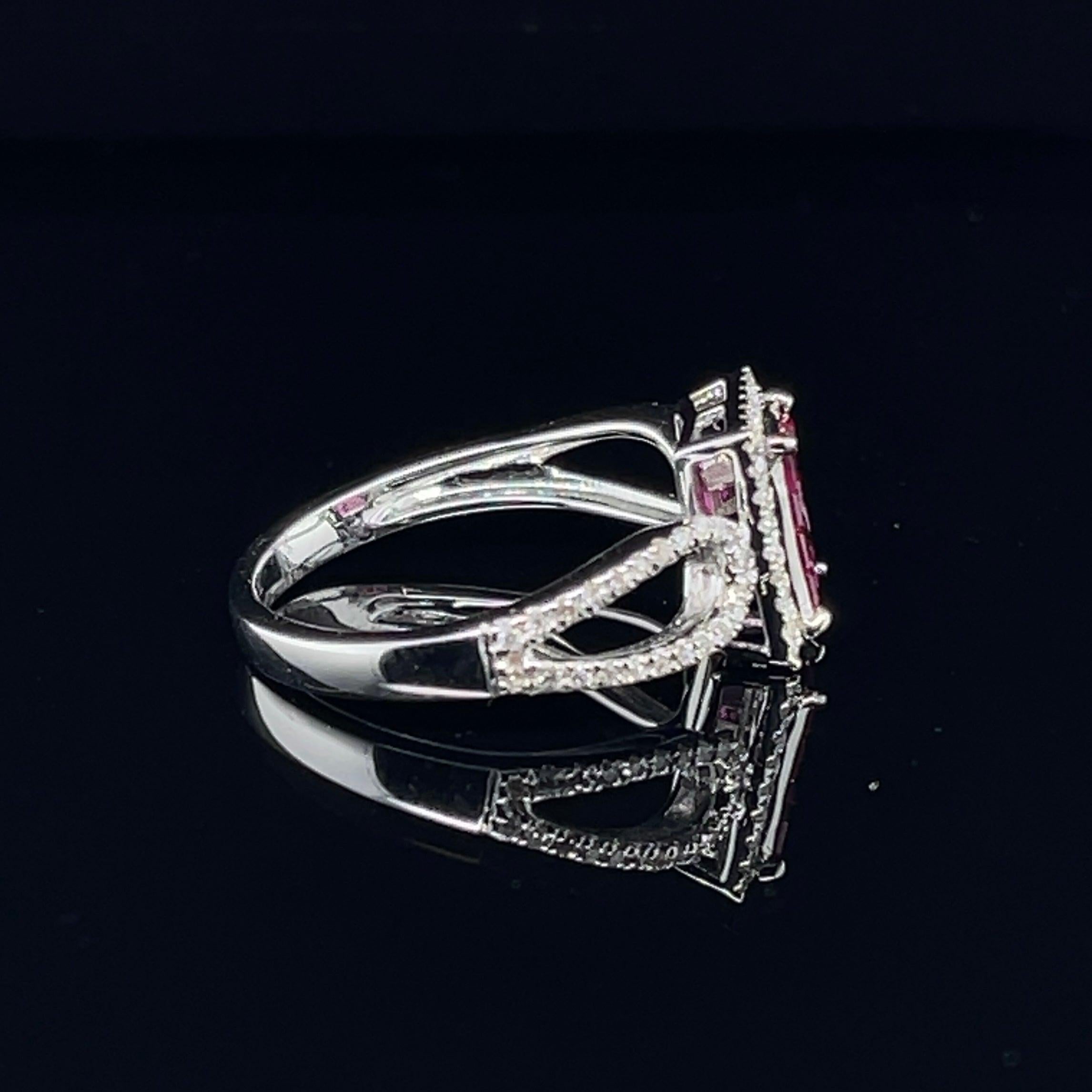 'Claire' Ruby and diamond ring in 18CT white gold In New Condition For Sale In Sydney, NSW