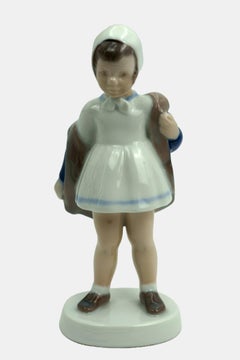 Bing & Grondahl Figure Girl in Jacke / - Arrival and Departure -