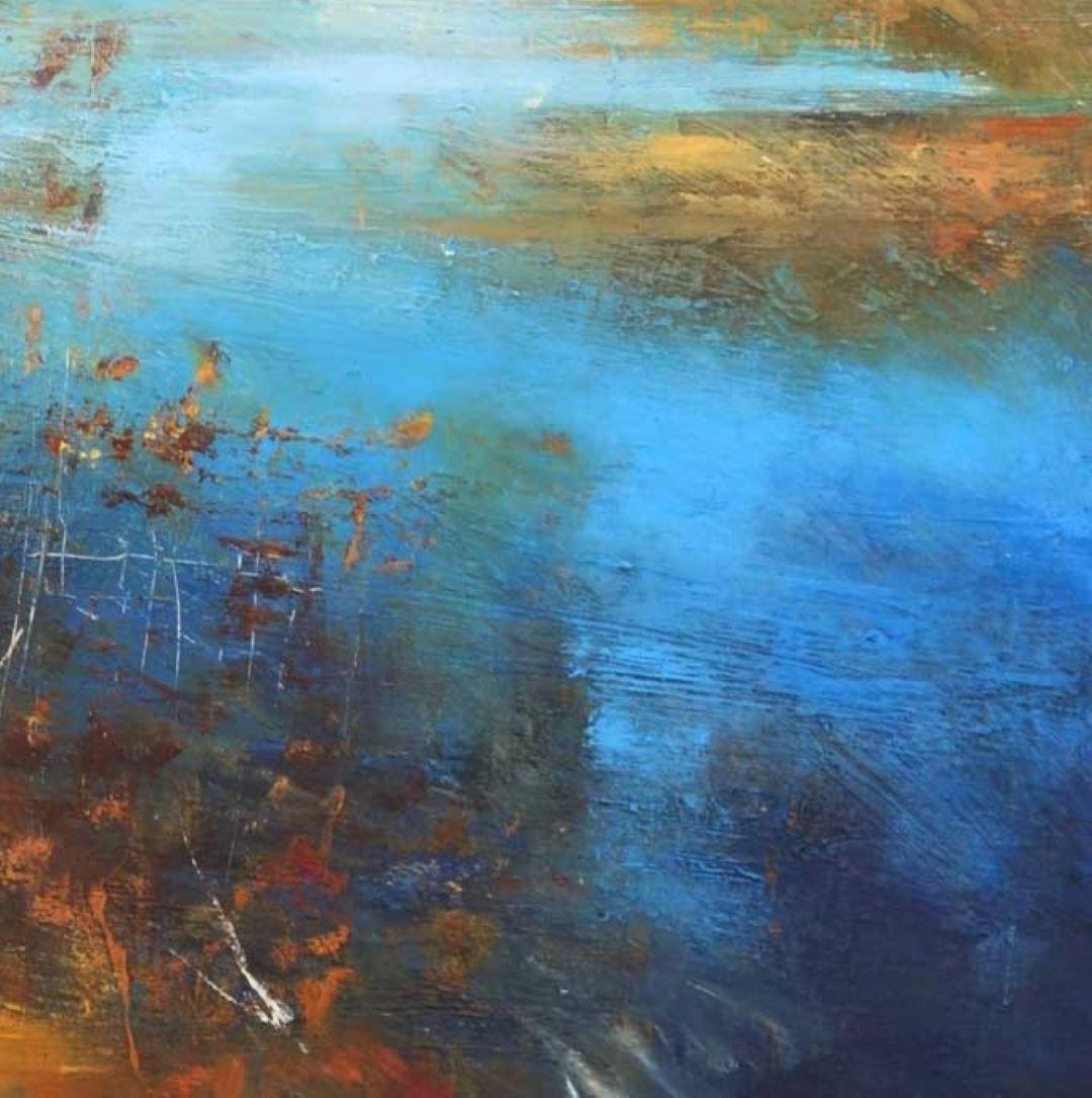 La multipremiada artista Claire Wiltsher nació en Gales y estudió en las universidades de Lancashire y Northumbria. El trabajo de Claire ha sido aclamado por la crítica. En 2010, la Sociedad de Mujeres Artistas concedió a Claire el premio anual