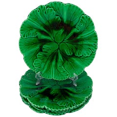 Clairfontaine French Faïence Majolica Glazed Green Botanic Leaf Plate circa 1890