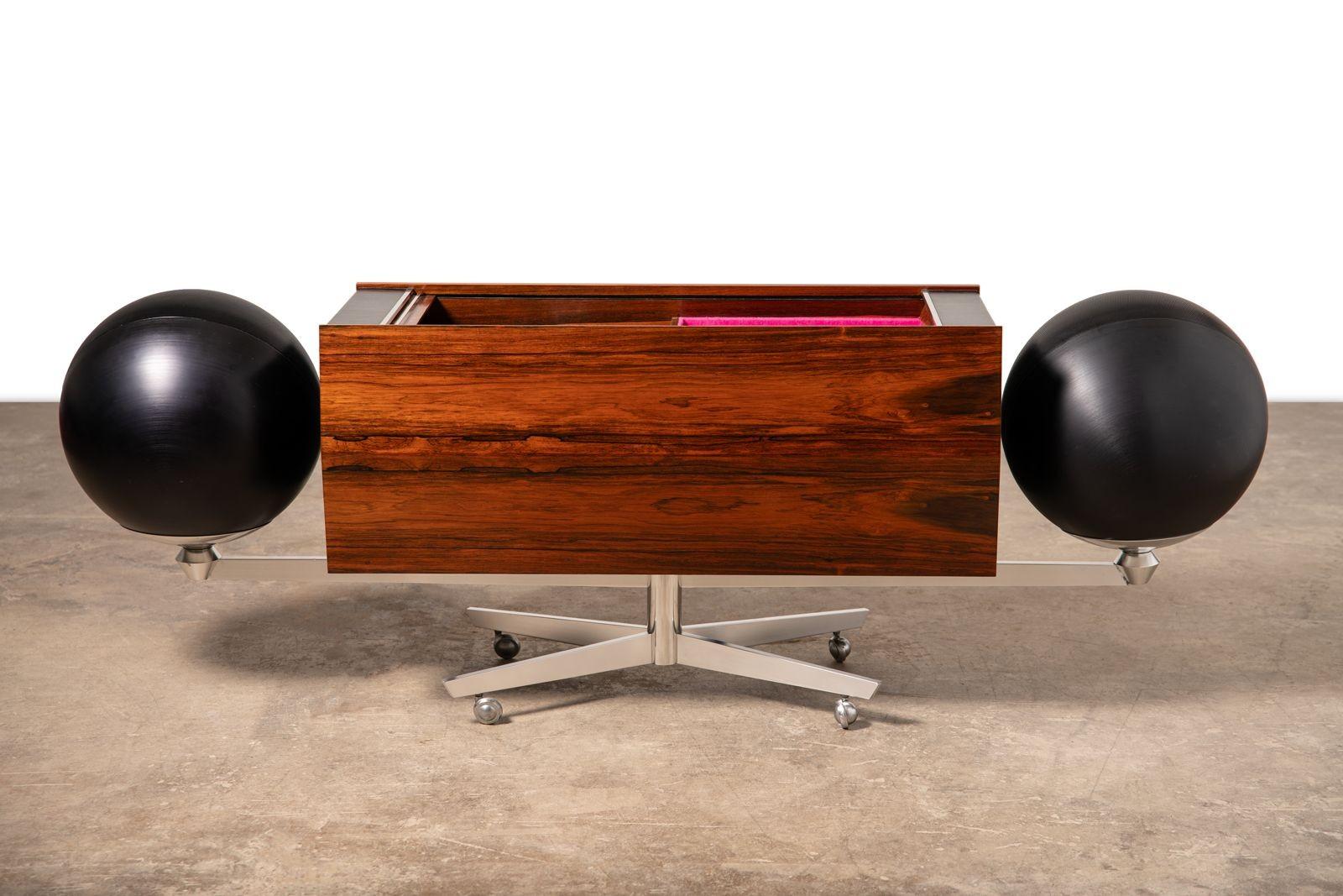 Canadien Clairtone Project G1 Hi-Fi Stereo System with Lab 80 Turntable par Hugh Spencer en vente