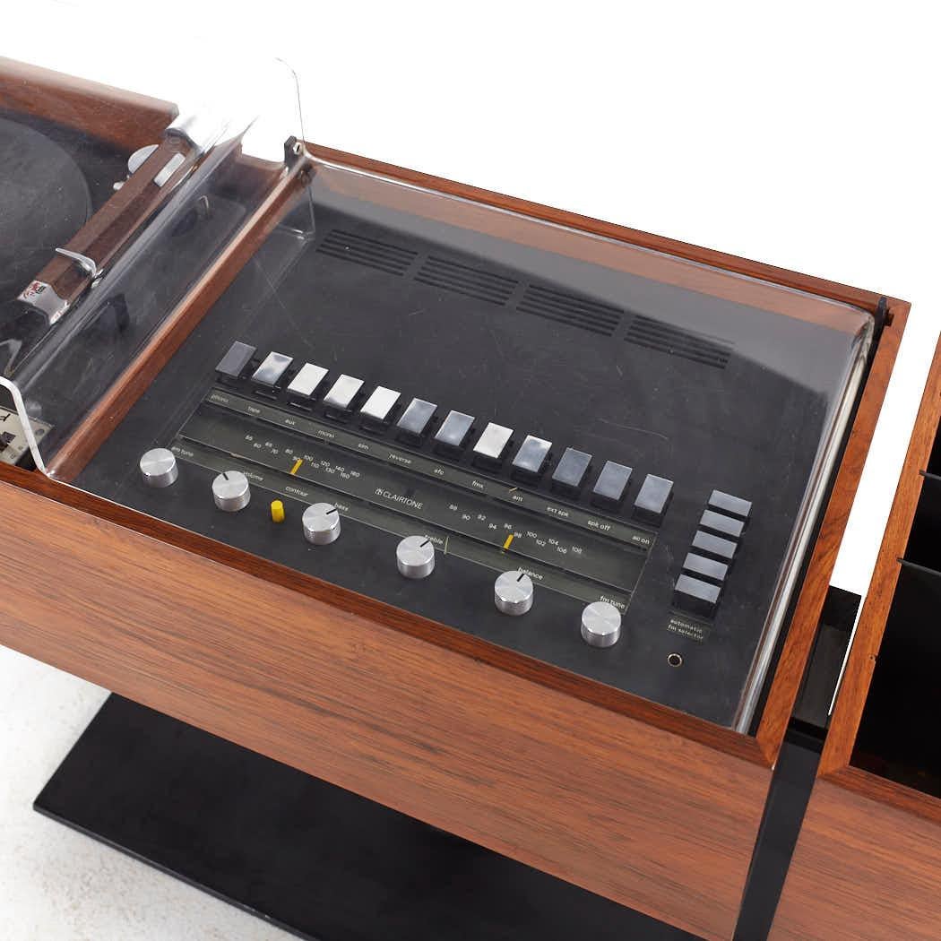 Late 20th Century Clairtone Project G2 Mid Century Rosewood and Chrome Stereo Turntable For Sale
