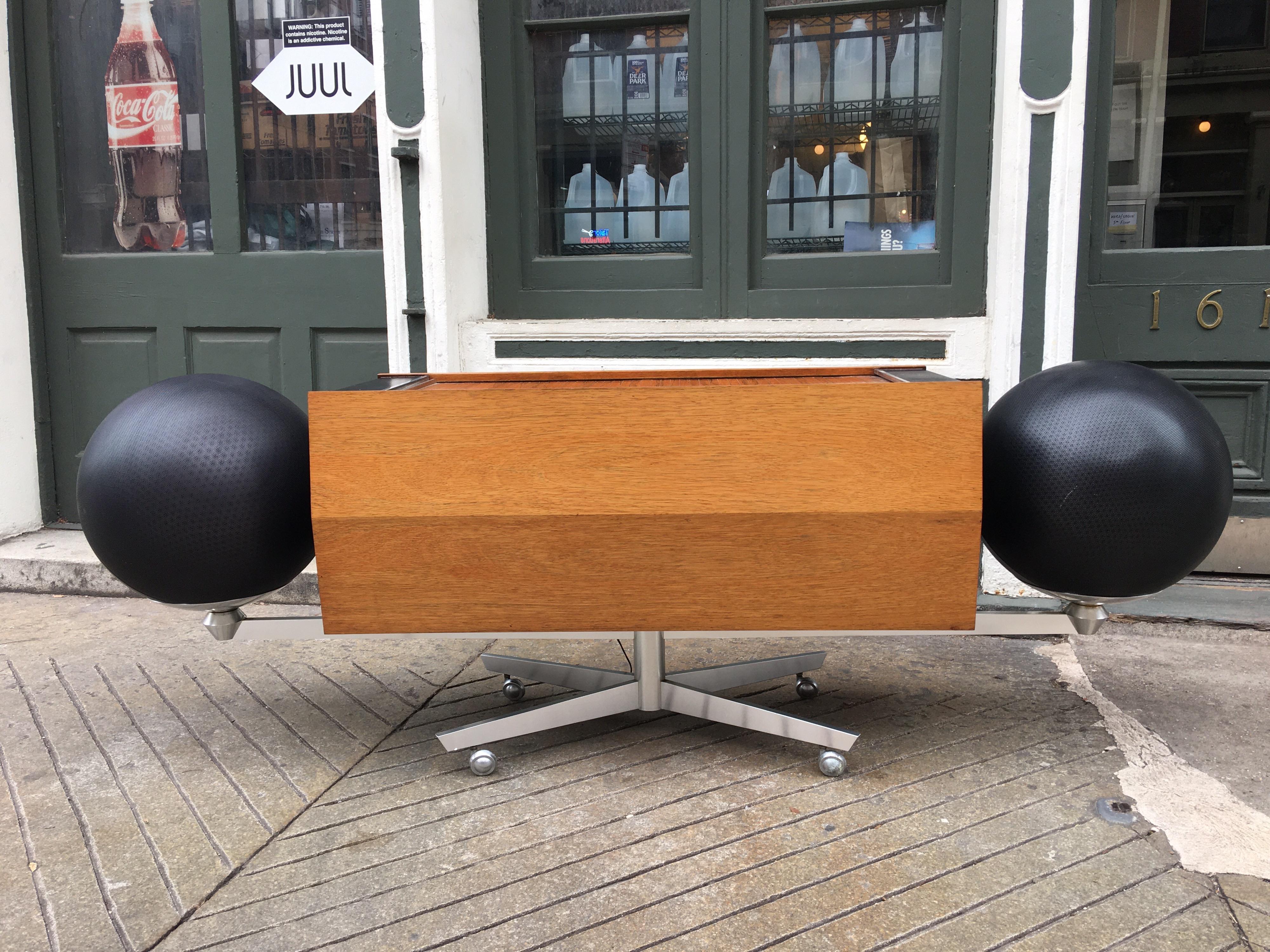 Mid-Century Modern Clairtone T10 Designed by Hugh Spencer