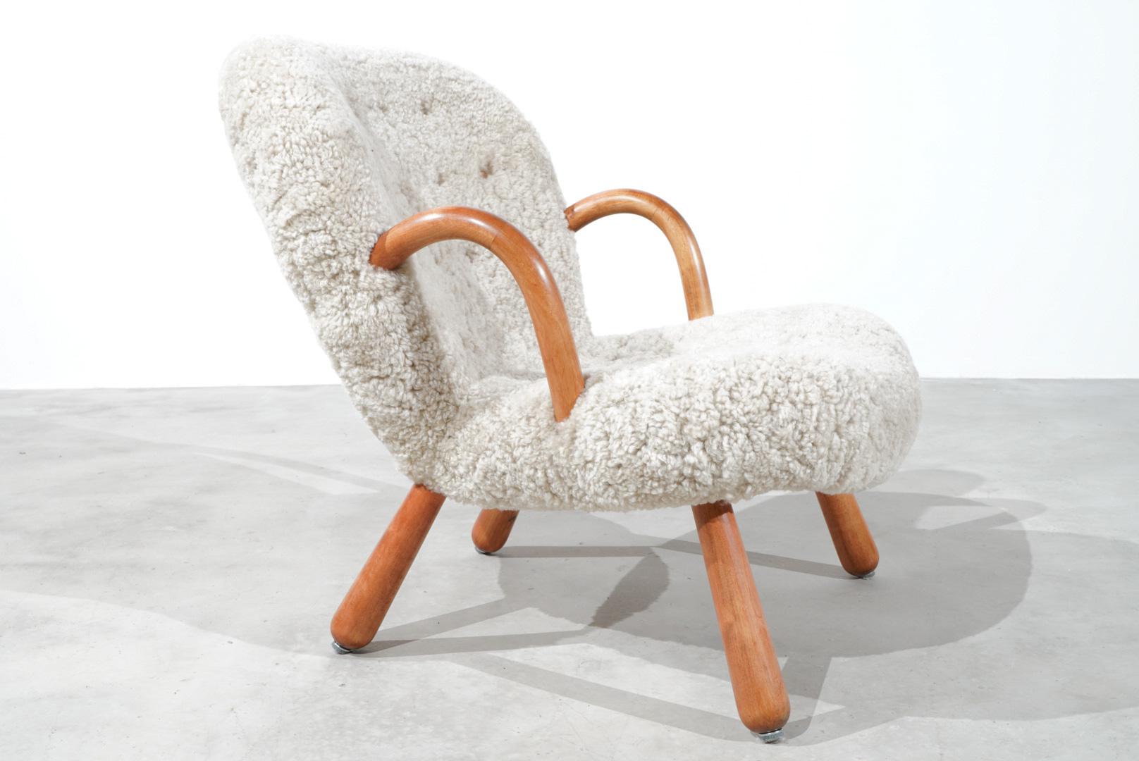 “Clam Chair“ by Arnold Madsen 1944 Madsen & Schubell Sheepskin Denmark For Sale 8