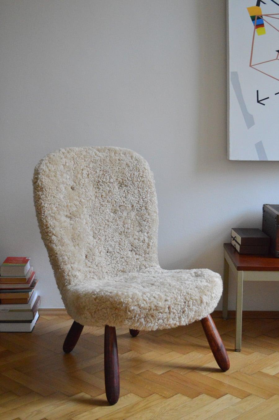Rare easy chair (also known as Clam Chair) designed by Arnold Madsen for Madsen & Schubell in Denmark, 1940s.

Perhaps one of the rarest examples of Danish craftsmanship and a rare piece to come to market, this armless Clam Chair was designed by