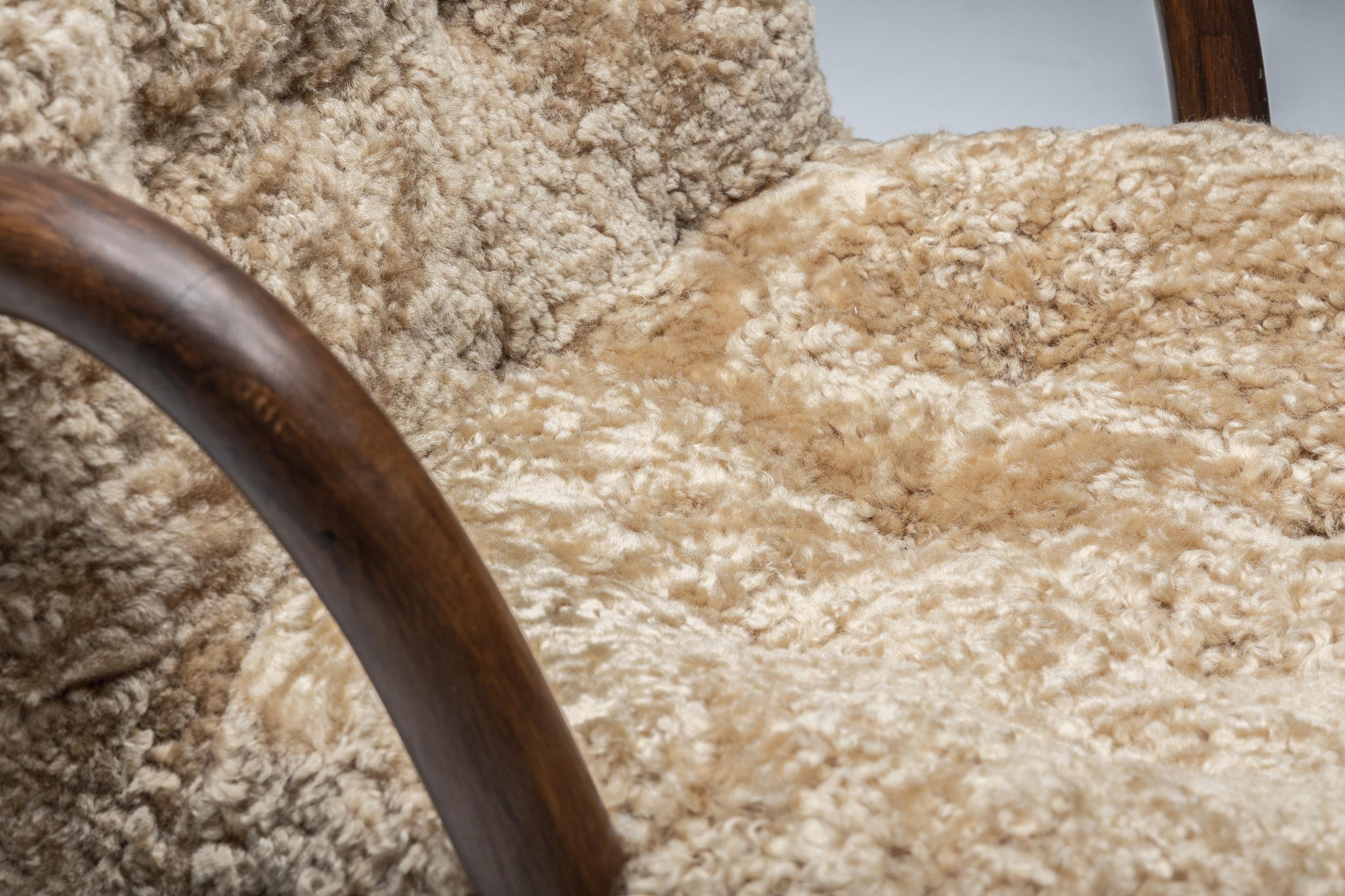 Clam Chair in Sheepskin by Philip Arctander, Denmark, 1944 For Sale 4