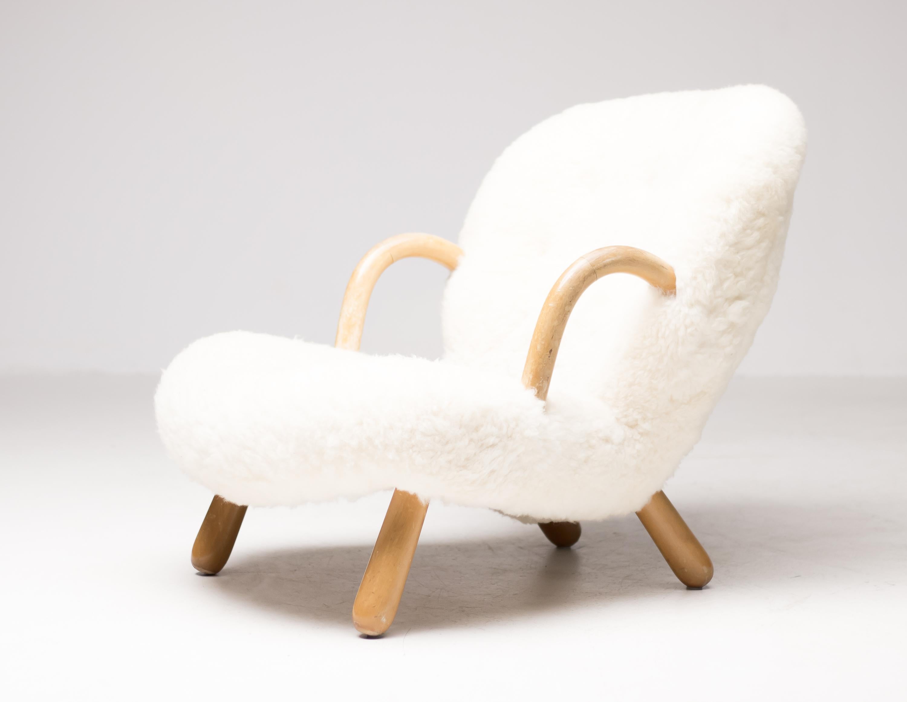 “Clam” Easy Chair Designed by Philip Arctander, Denmark, 1944 1