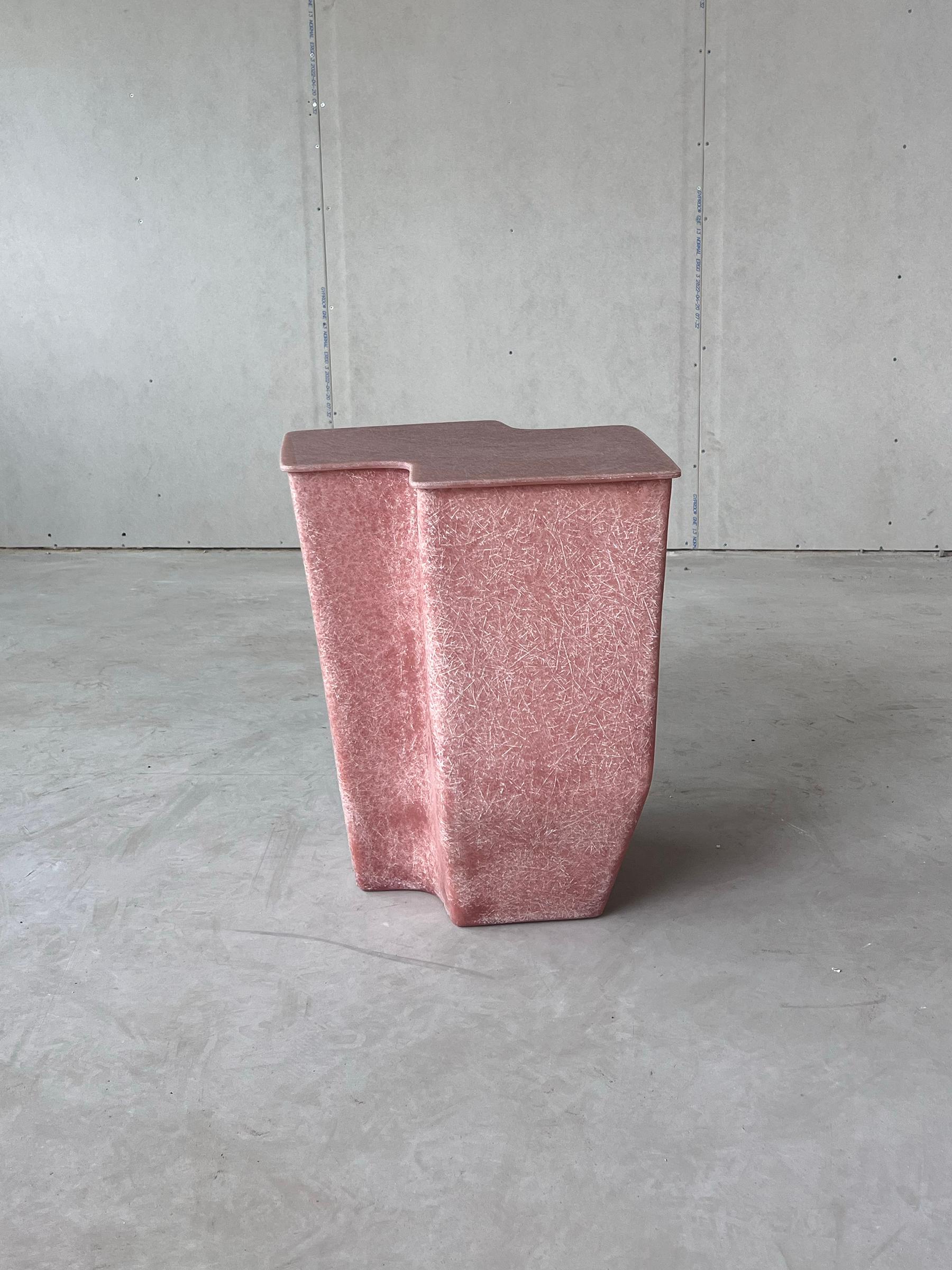Brutalist Clam Medium by VAVA Objects, handcrafted fiberglass side table made in Sweden For Sale