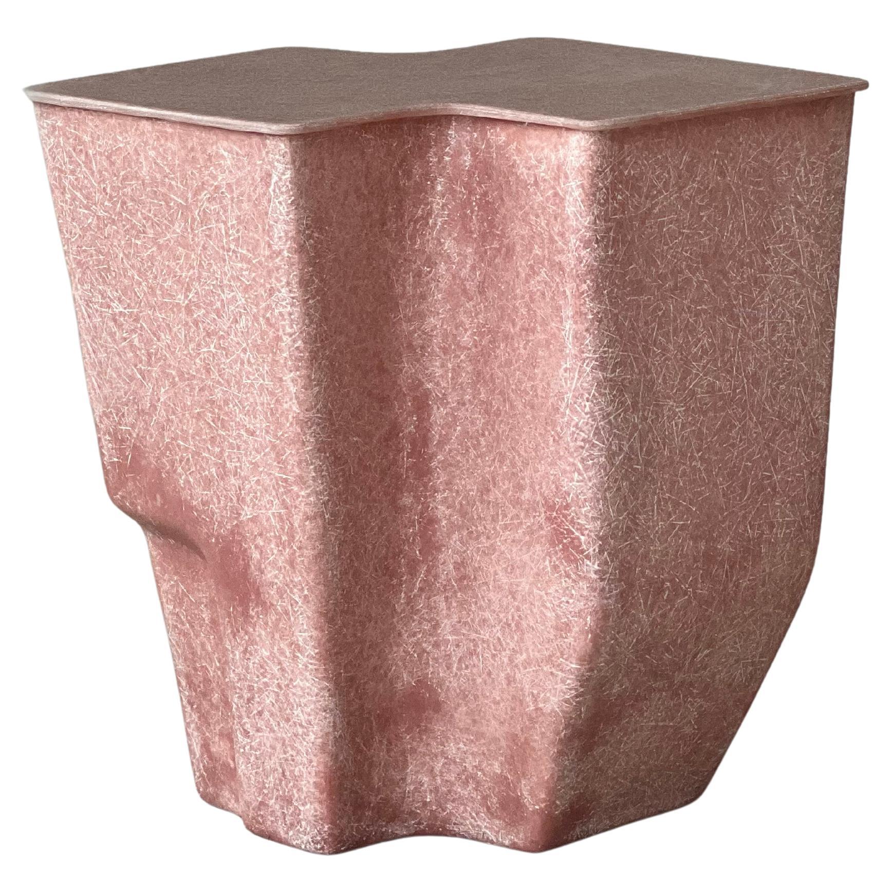 Clam Medium Side Table in Coral, handcrafted in fiberglass by VAVA Objects