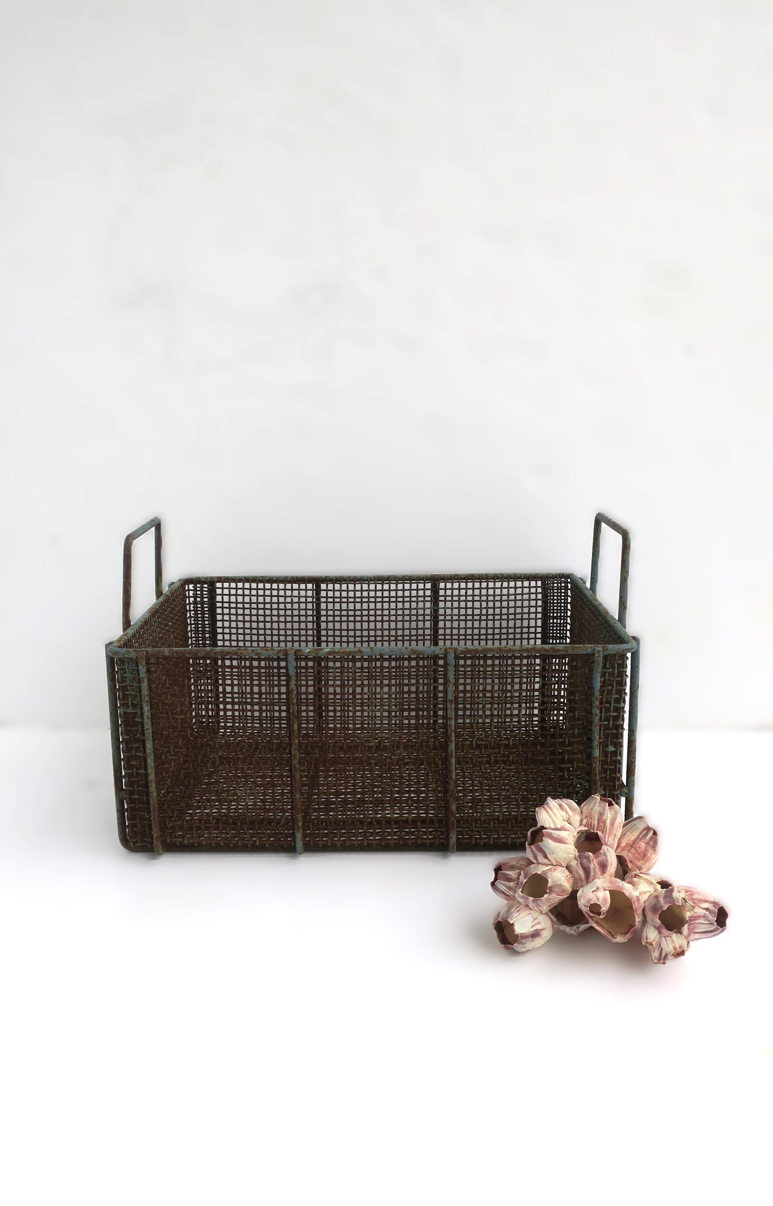 Industrial Clam or Shellfish Vintage Iron Wire Basket For Sale