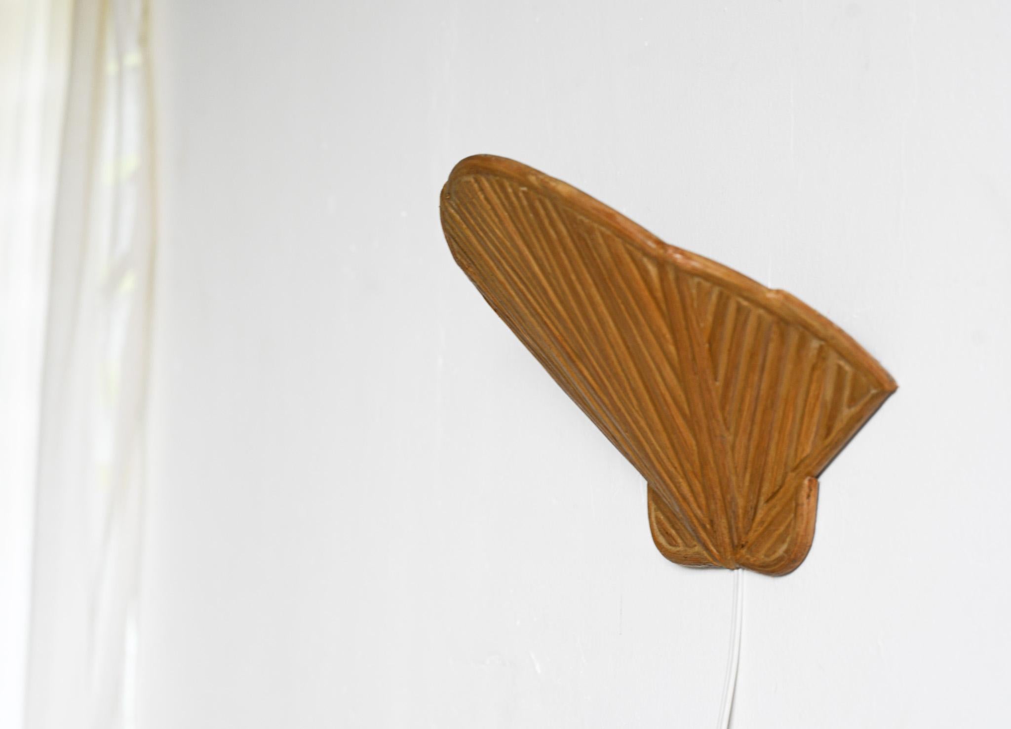 Hand-Crafted Clam Shell Pencil Reed Mid-Century Modern Wall Lamp For Sale