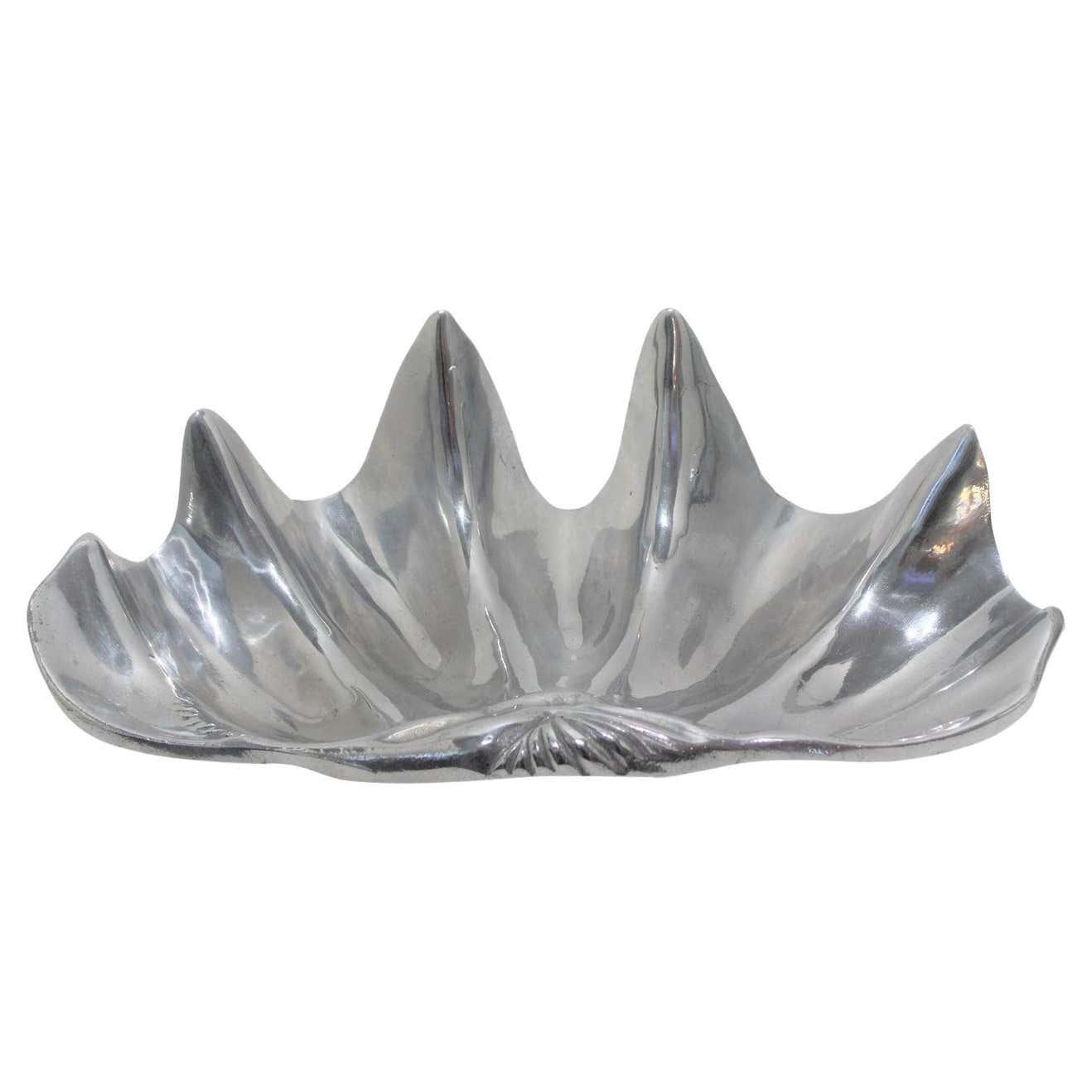 Serving Shell Clam Shell Serving Dish For Sale at 1stDibs