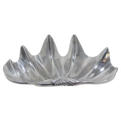 Clam Shell Serving Dish