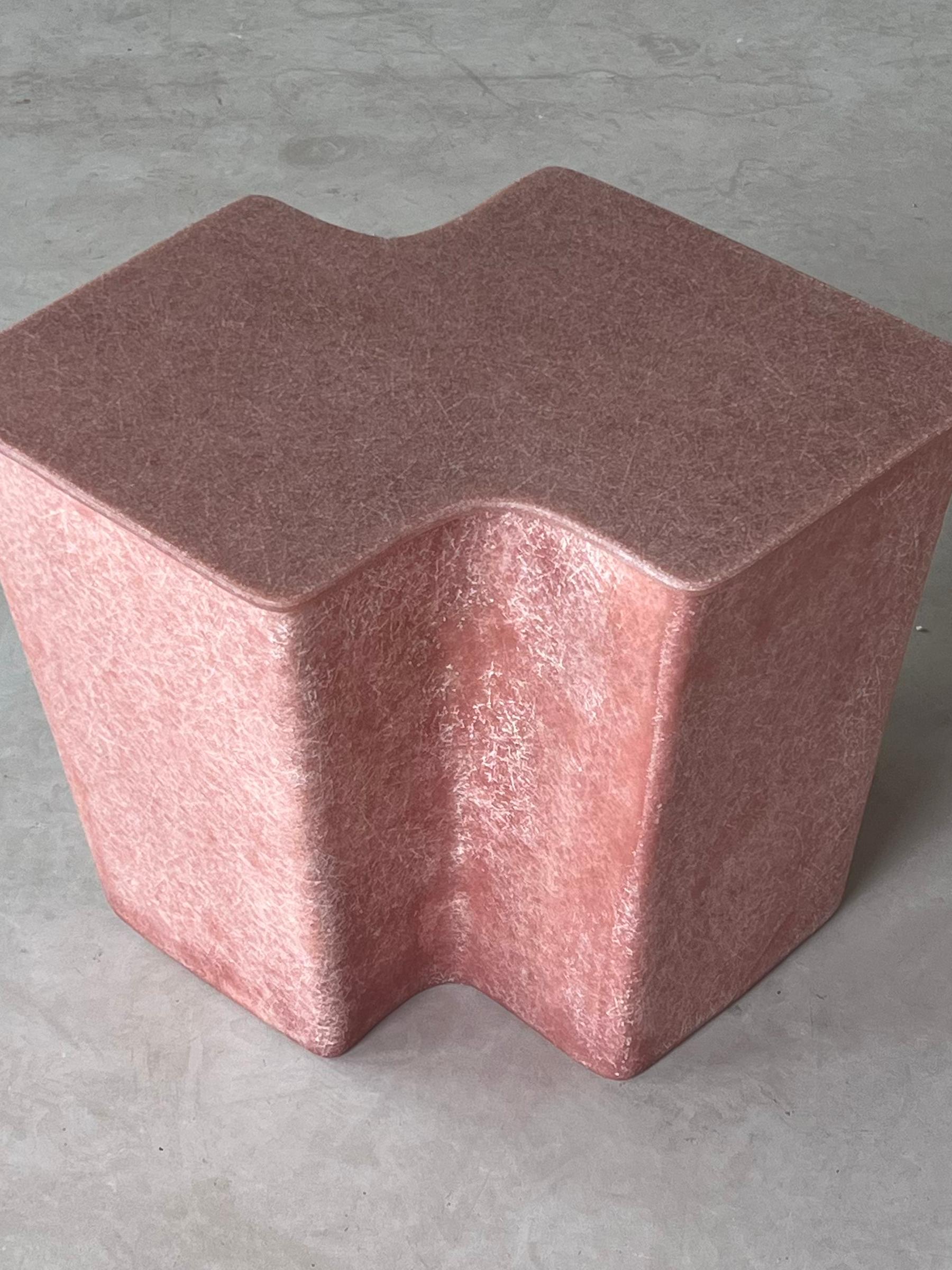 Hand-Crafted Clam Small Side Table in Coral, handcrafted by VAVA Objects For Sale