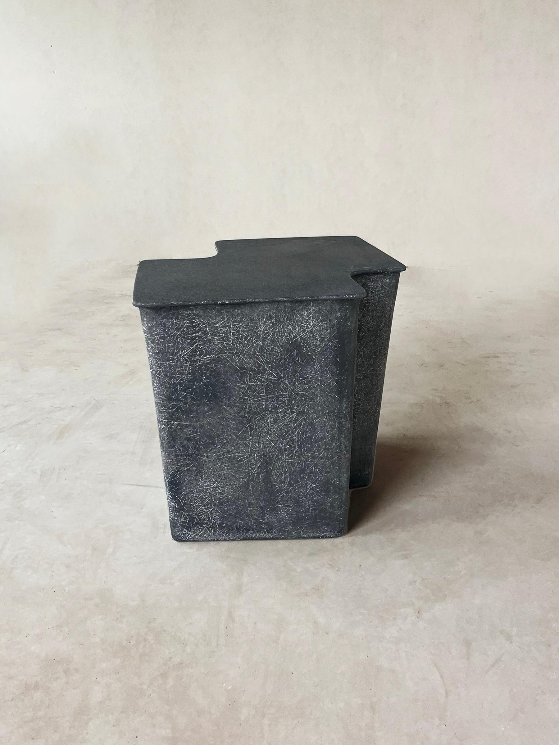Swedish Clam Small Side Table in Eclipse, handcrafted by VAVA Objects For Sale