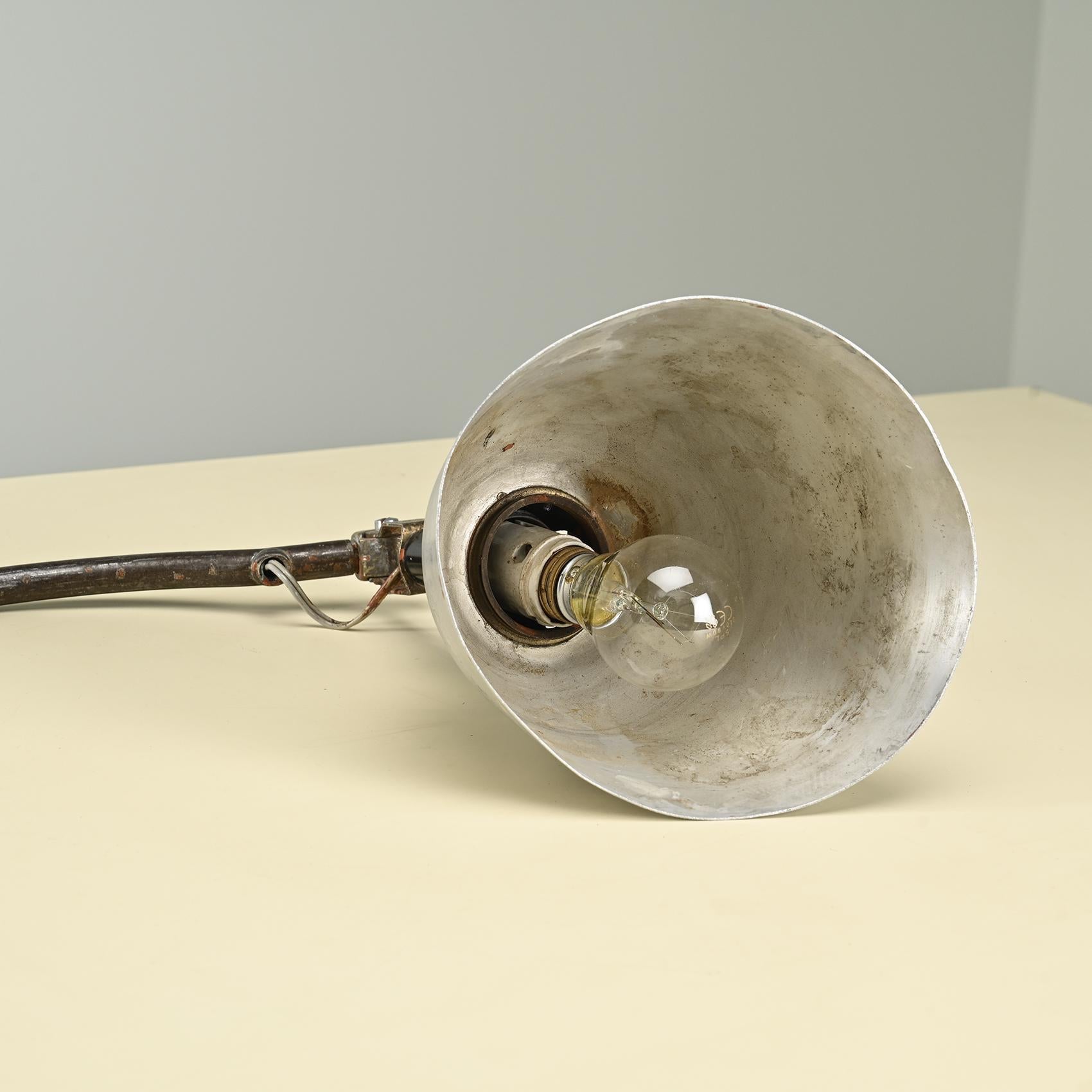 Clamp lamp Typ 113, Midgard circa 1930 For Sale 6