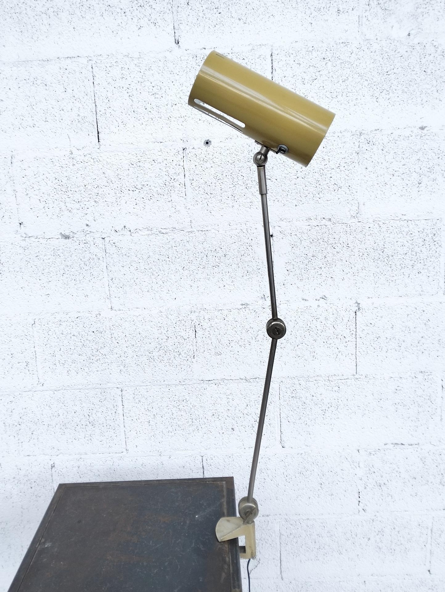 Lampe de table Clamp par Stilnovo 1950s, 1960s en vente 3
