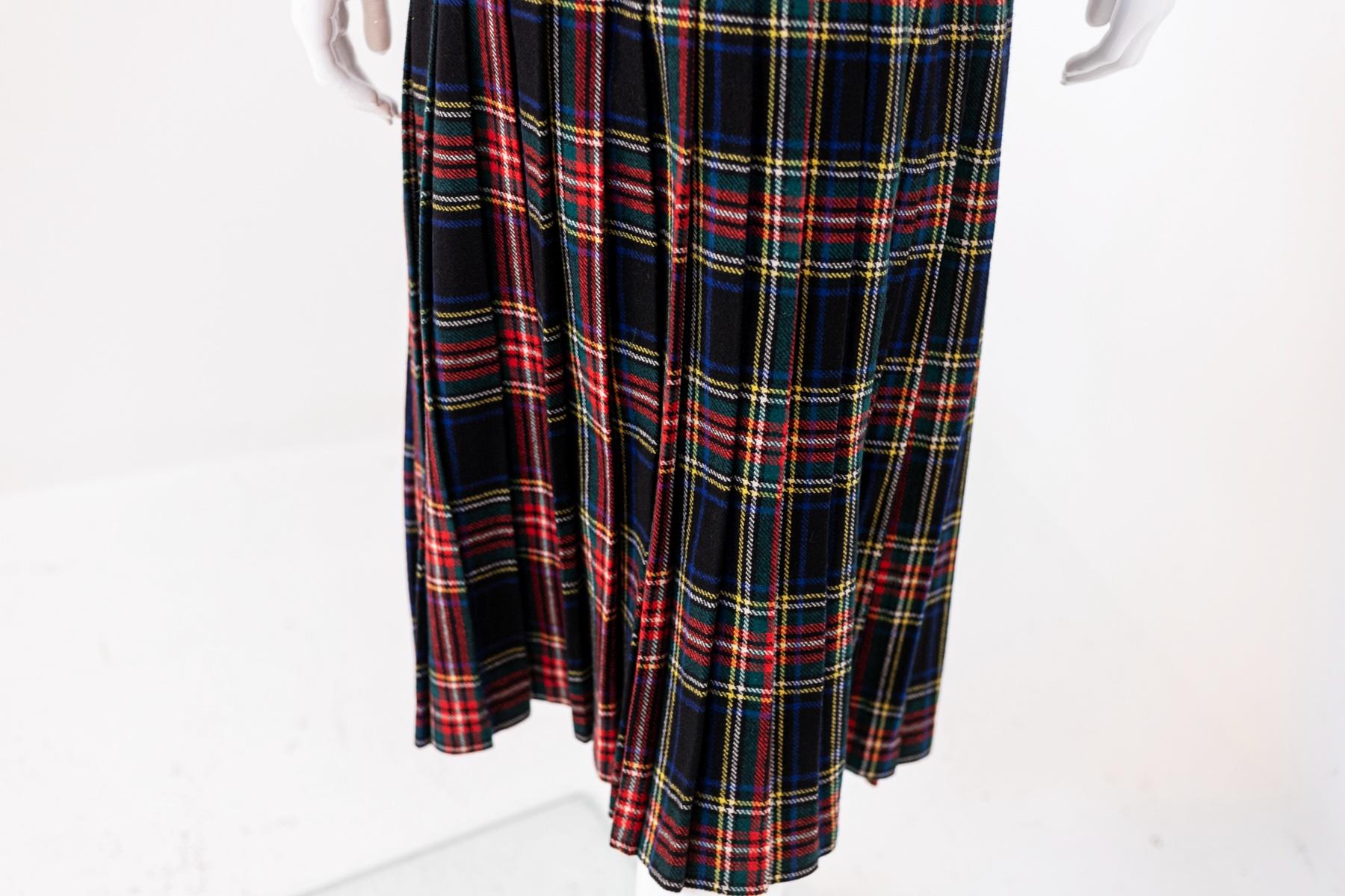 Clan Laird Vintage Scottish Skirt For Sale 3