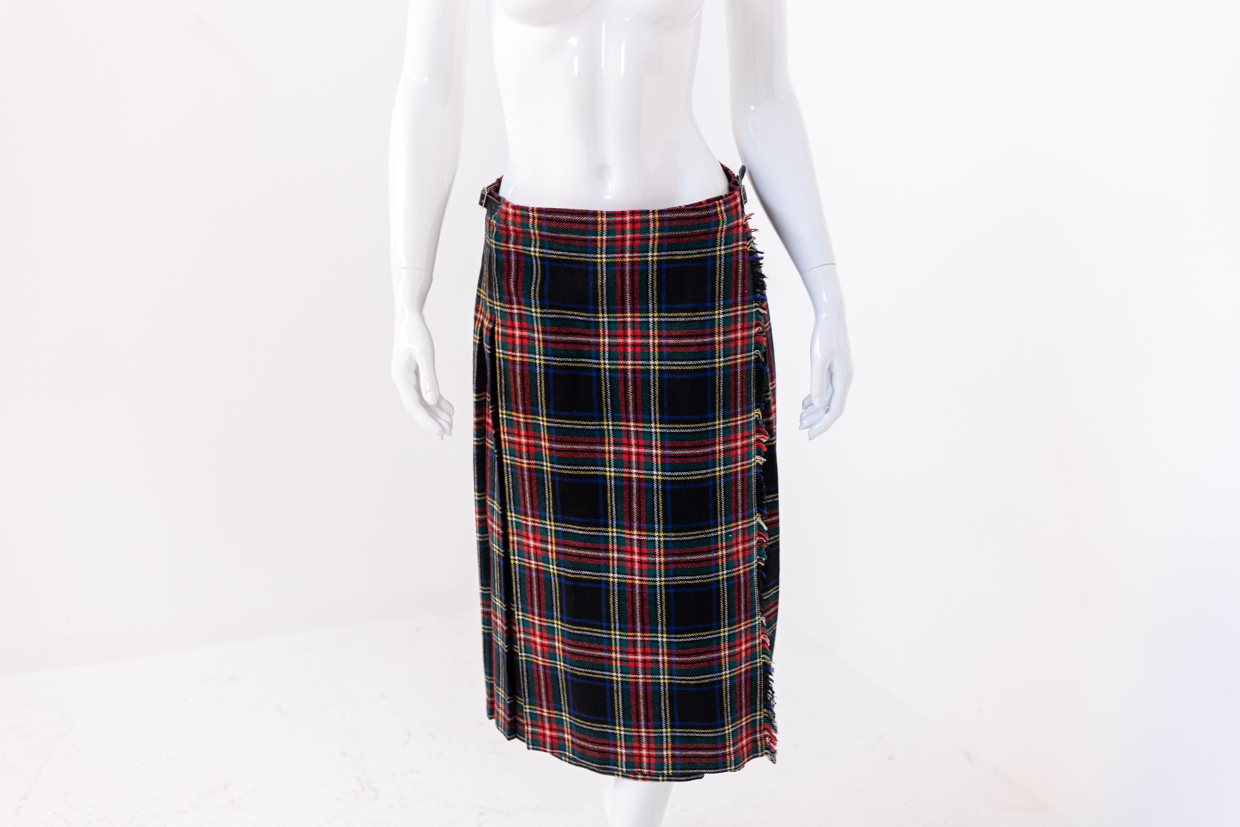 Clan Laird Vintage Scottish Skirt For Sale 6
