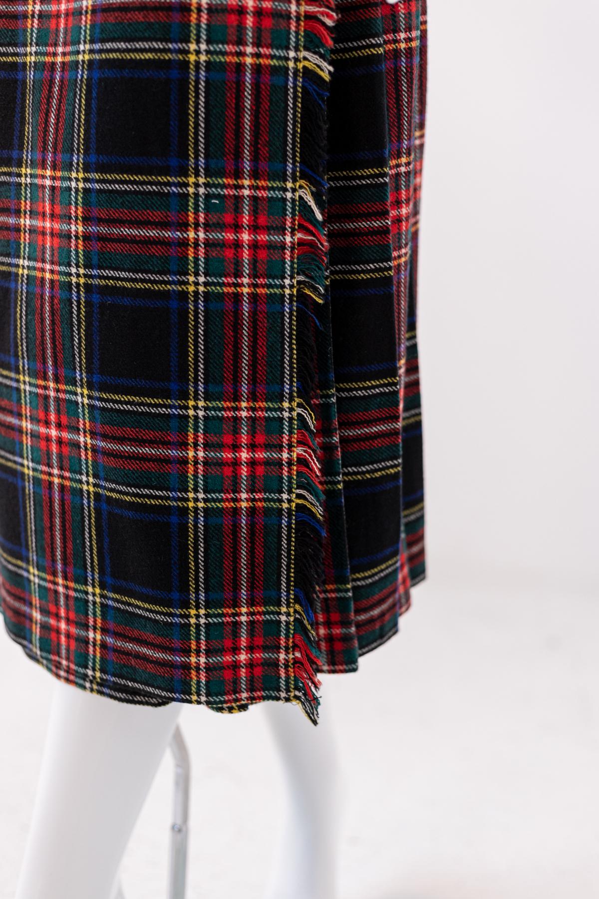Gray Clan Laird Vintage Scottish Skirt For Sale