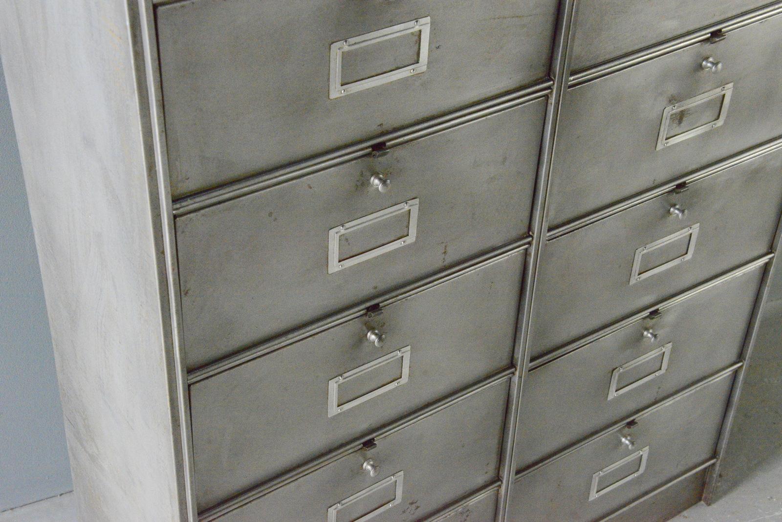 Acier Meuble à clapet par Roneo Circa 1950s