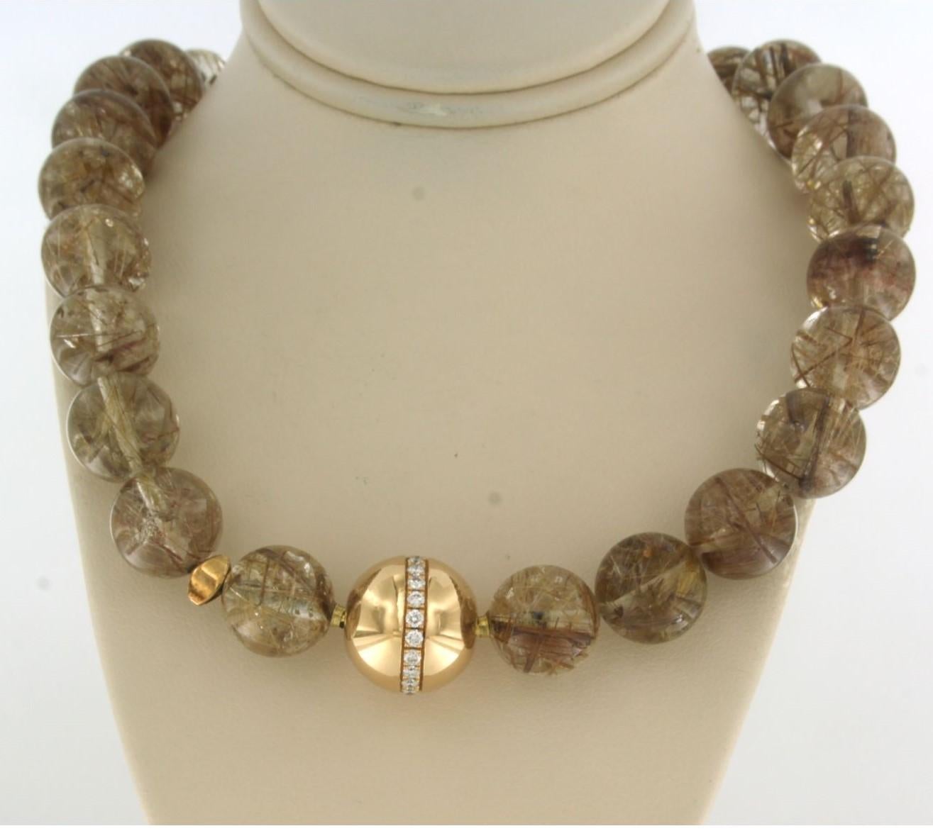 Claps con diamanti su una collana di perle in cristallo di rocca con inclusioni di rutilo in oro 18k In condizioni ottime in vendita a The Hague, ZH