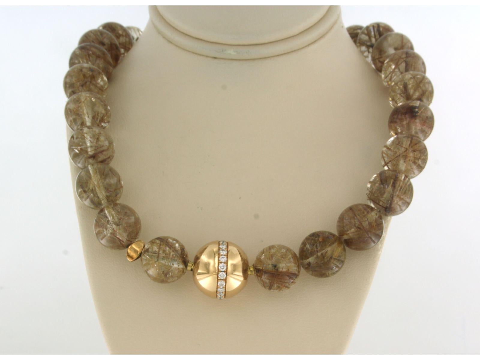 da uomo o donna Claps con diamanti su una collana di perle in cristallo di rocca con inclusioni di rutilo in oro 18k in vendita