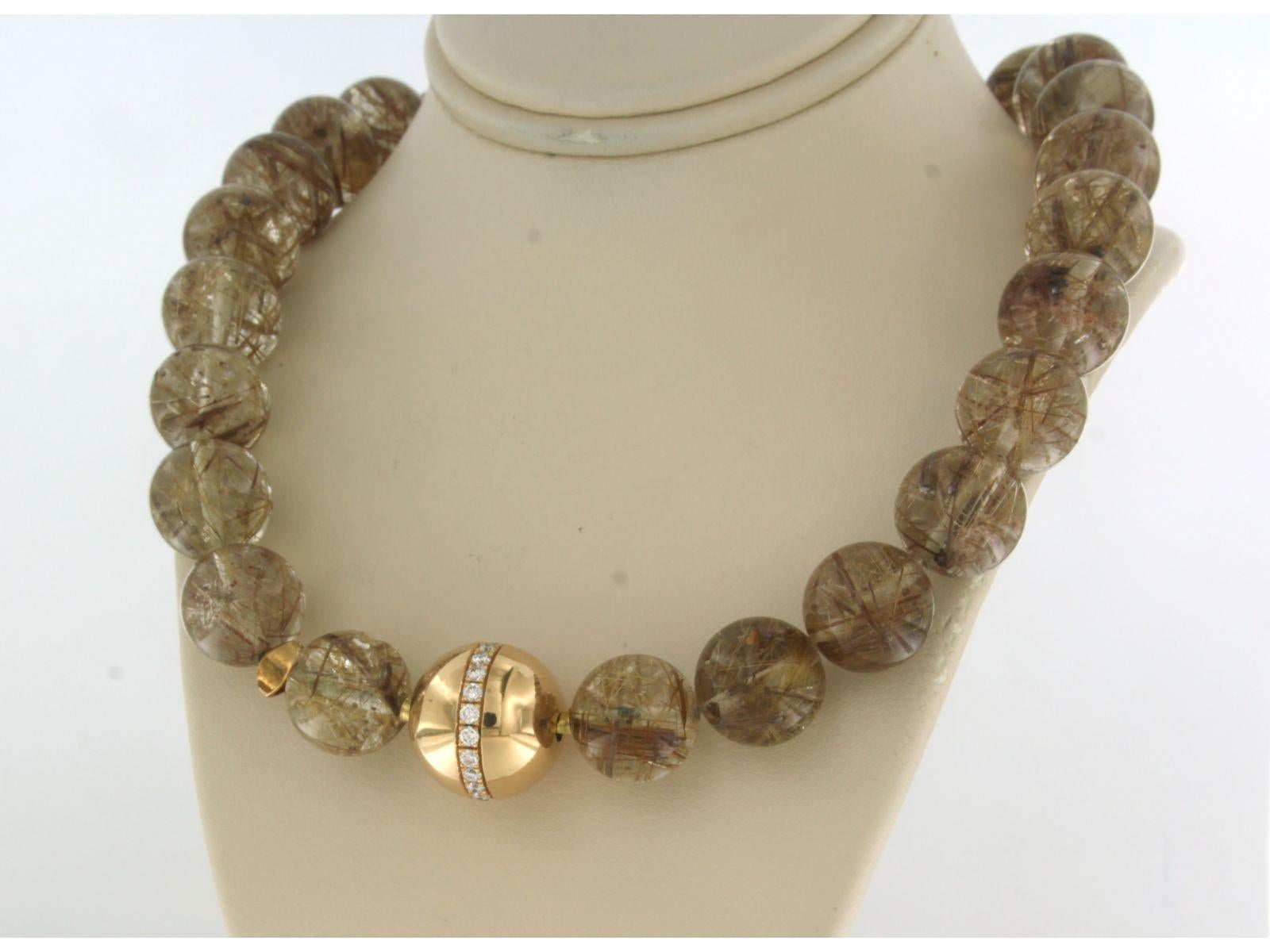 Claps con diamanti su una collana di perle in cristallo di rocca con inclusioni di rutilo in oro 18k in vendita 2