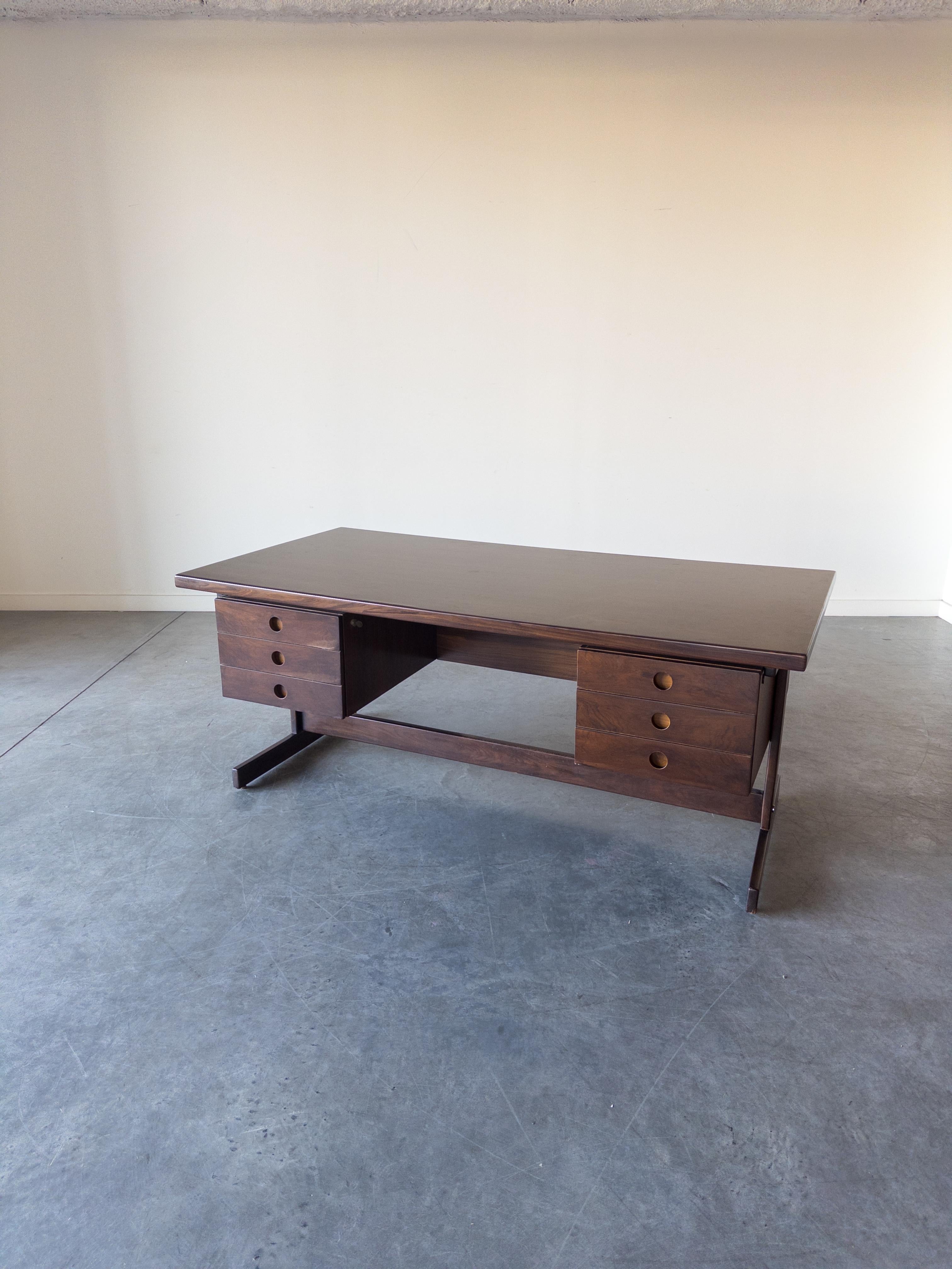 Mid-Century Modern Clara Executive Desk by Sergio Rodrigues For Sale