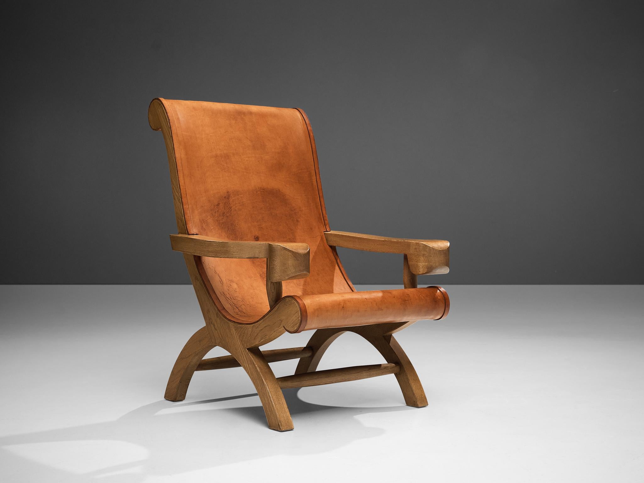 Attributed to Clara Porset, 'Butaque' armchair, leather and cypress wood, Mexico, circa 1947.

Beautiful lounge chair attrributed to Clara Porset. This chair has an exotic look, due to Porset's combination of Modern design with Mexican
