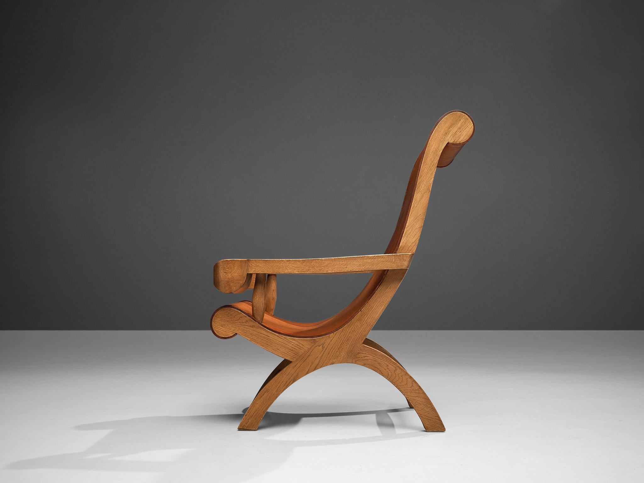 Clara Porset 'Butaque' Armchair in Original Cognac Leather and Cypress Wood In Good Condition For Sale In Waalwijk, NL