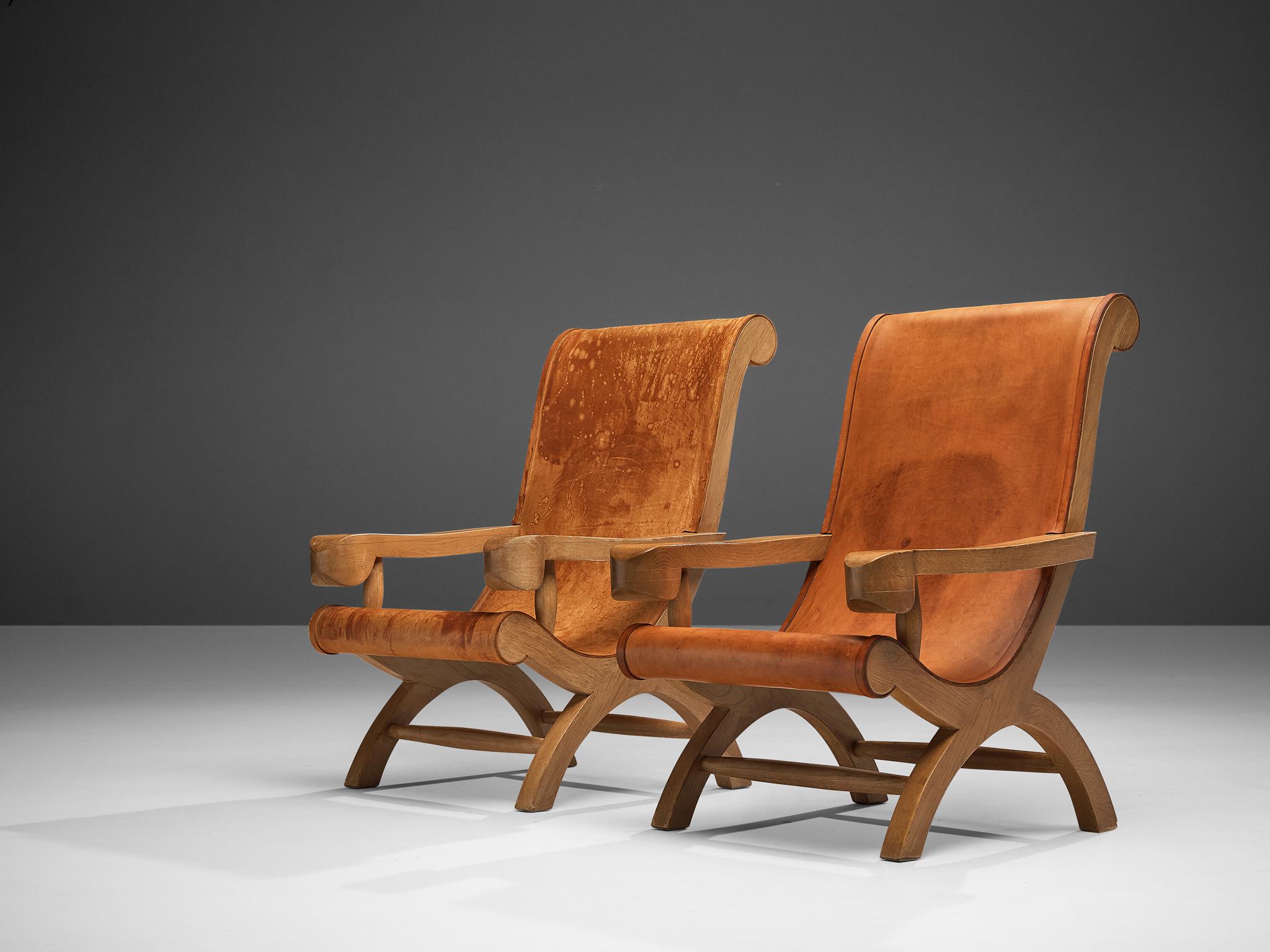 Clara Porset Lounge Chairs 'Butaque' in Original Patinated Leather For Sale 5
