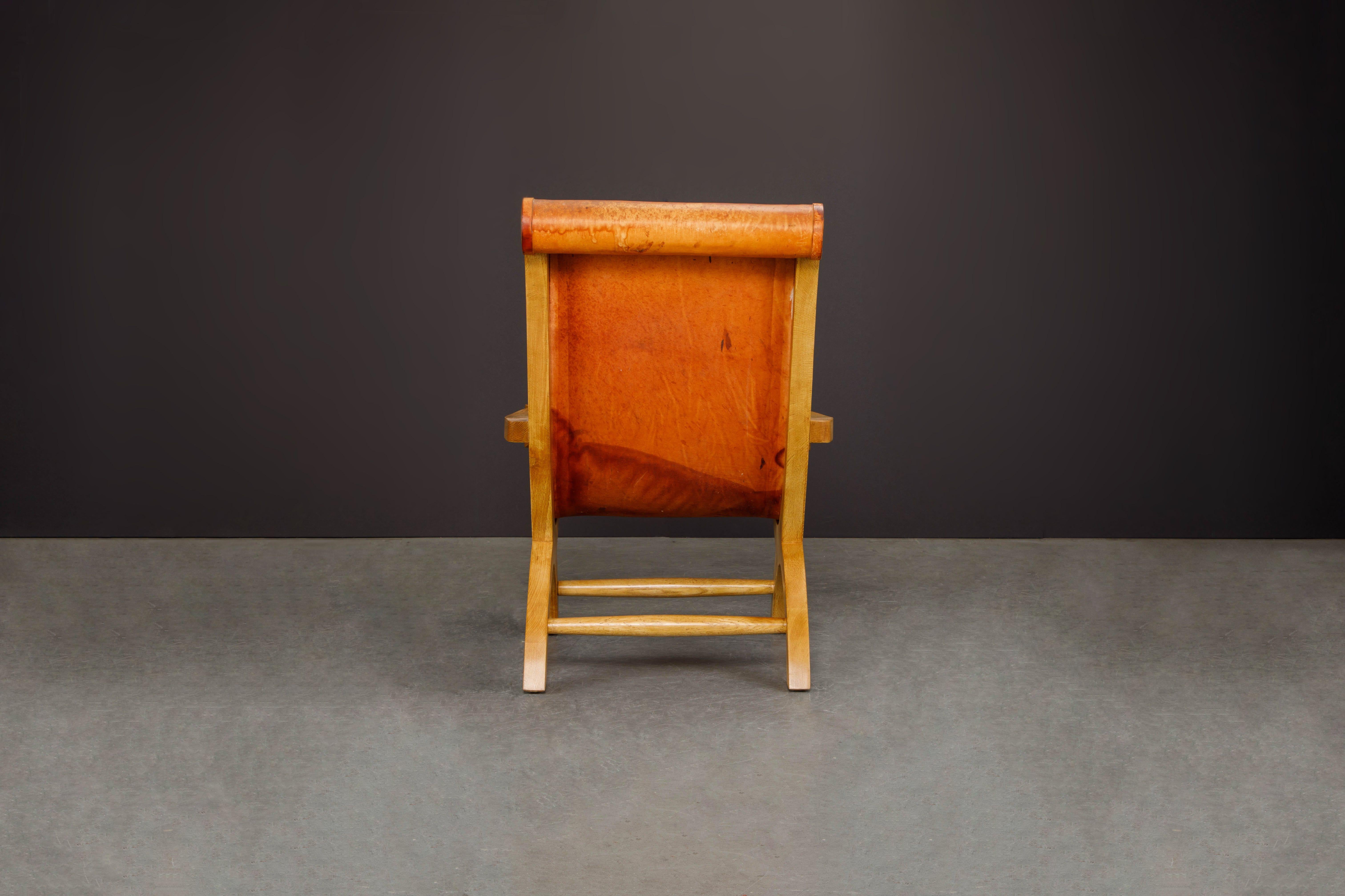 Clara Porset Patinated Leather and Cypress 'Butaque' Armchair, Mexico, c. 1947  4