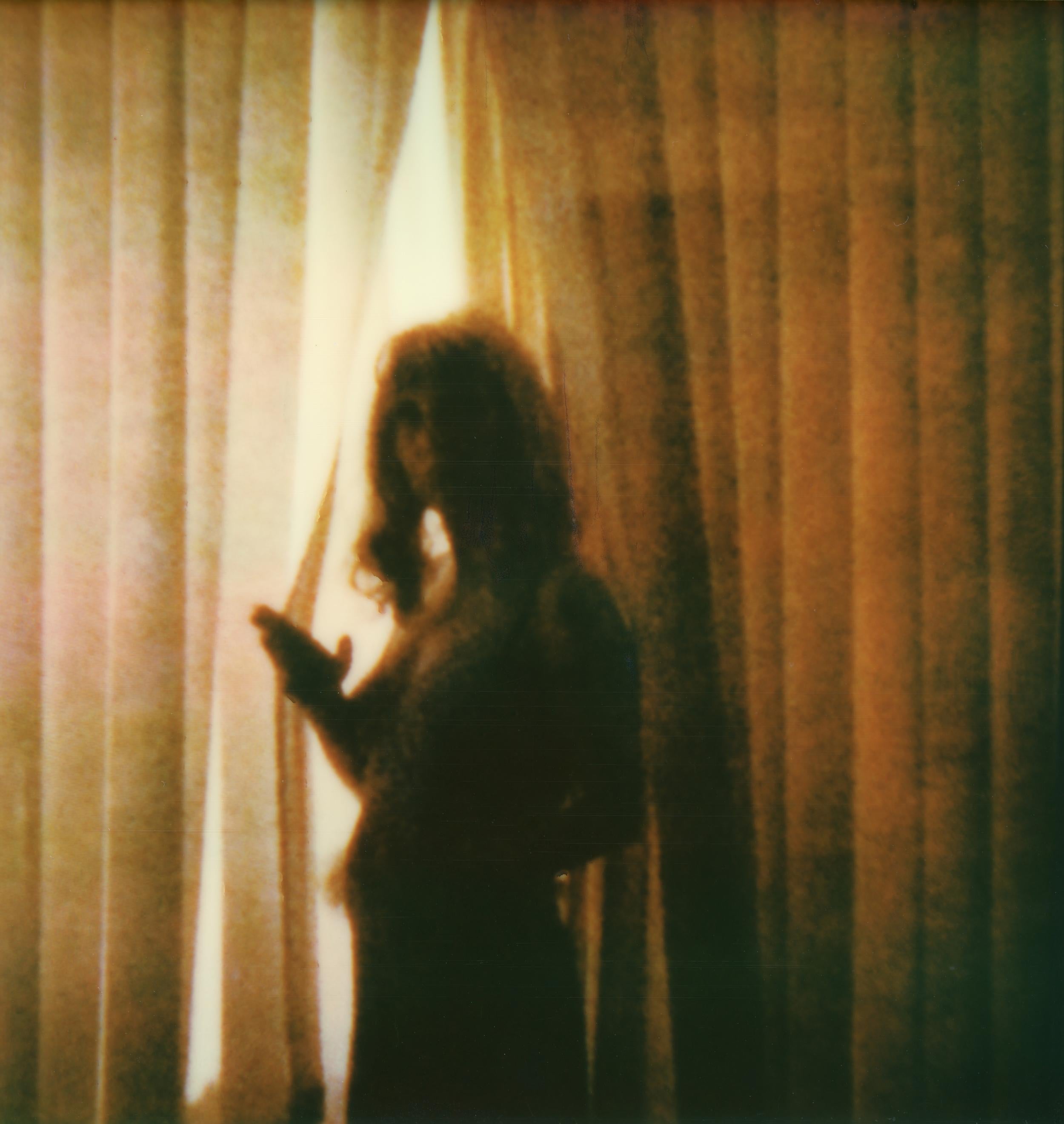 Nude Photograph Clare Marie Bailey - After Hours - Contemporary, Polaroid, Photographie, Figurative, Portrait