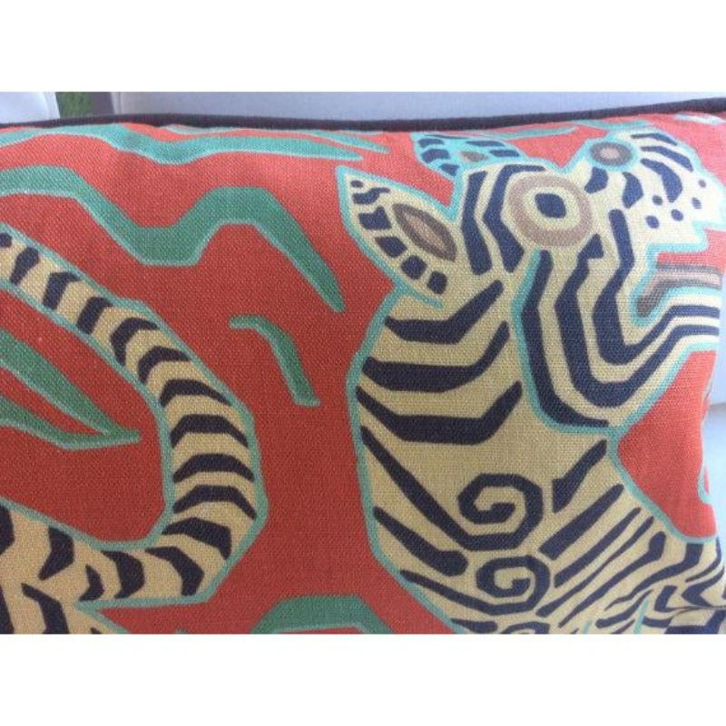 Americano Cuscino Clarence House in lino con drago del Tibet in vendita