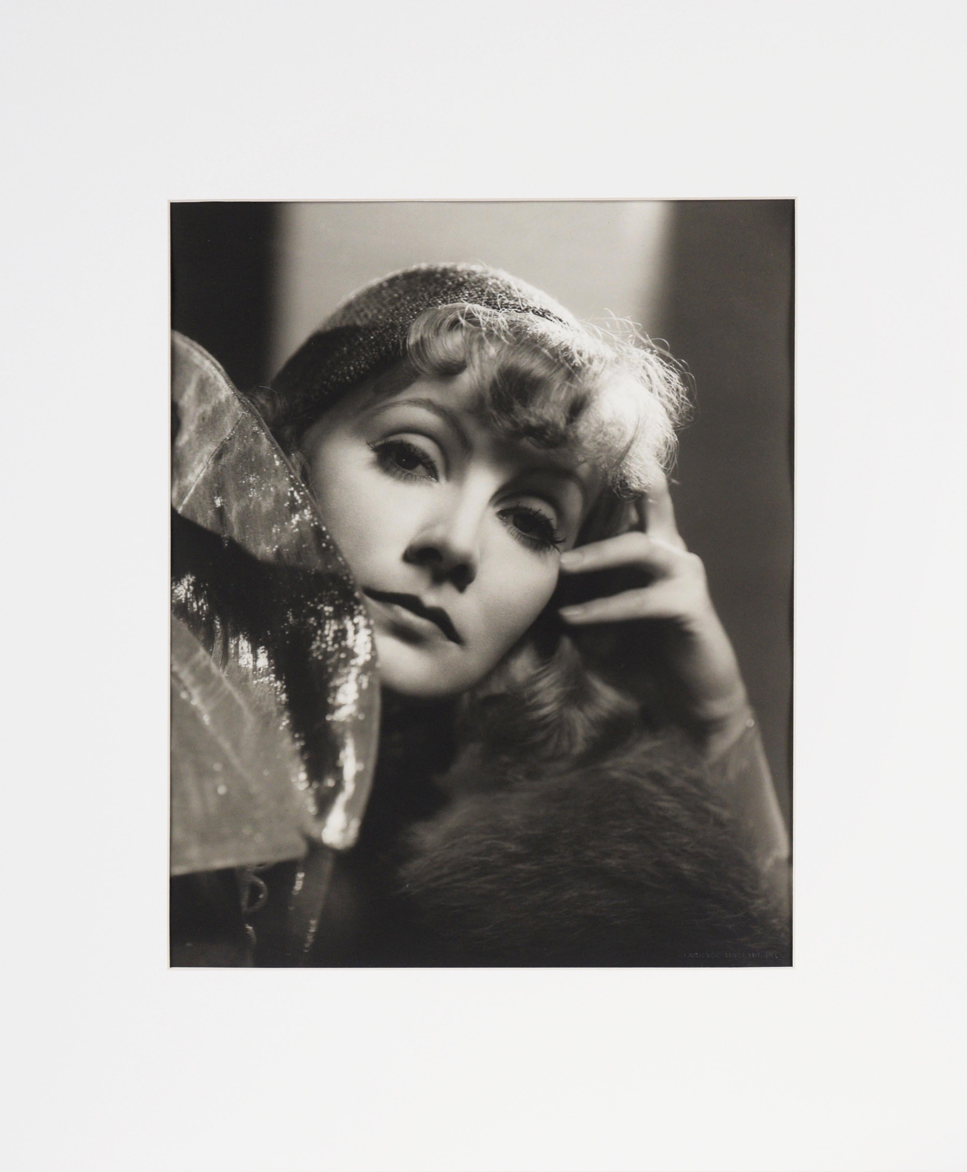 Clarence Sinclair Bull Portrait Photograph – Greta Garbo in Susan Lenox (Her Fall And Rise) – Fotografie von Clarence Sinclair