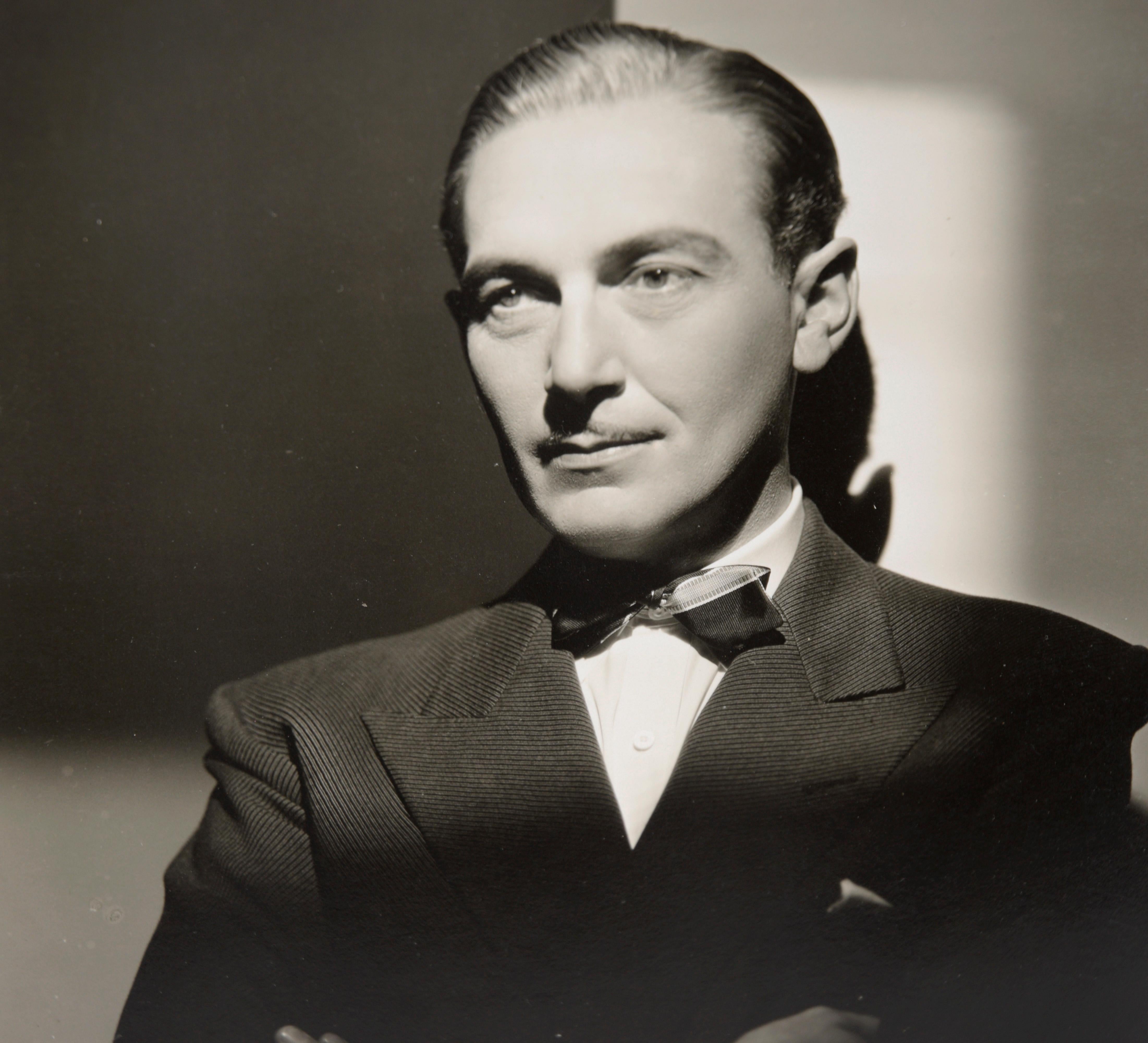 « Watch On The Rhine » (Voir sur le Rhin) - 1943 Photographie de Clarence Sinclair Bull en vente 3