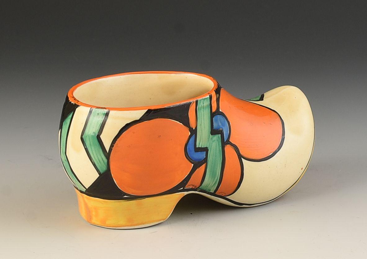 British Clarice Cliff PICASSO FLOWER SABOT/CLOG C.1930 For Sale