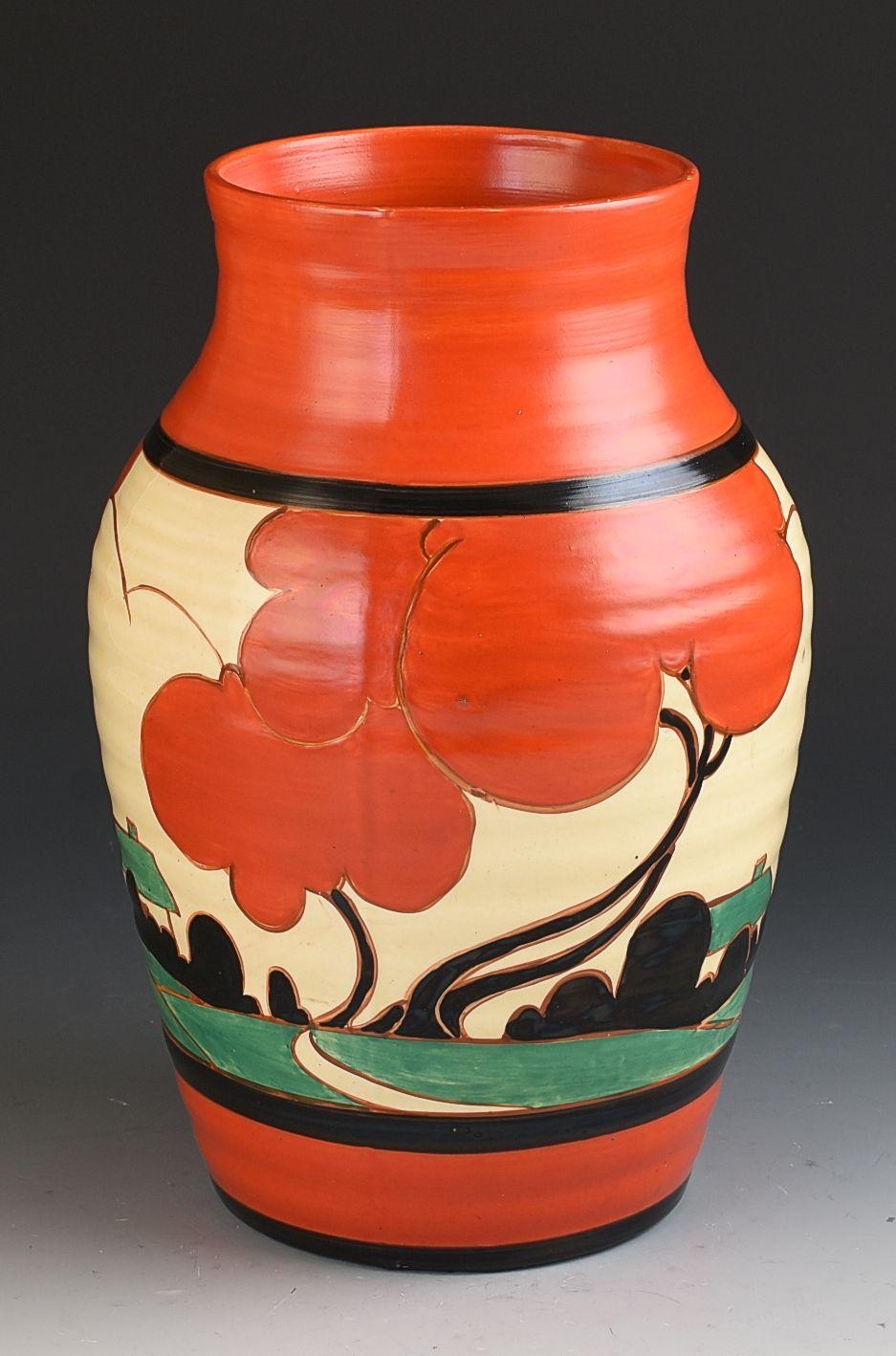 This is absolutely one of the best pieces of Red Autumn you will ever see. The only one i know of with the double red and black banding. A fantastic vase with a beautifully decorated double image using thick, bold brushstrokes. This vase is a