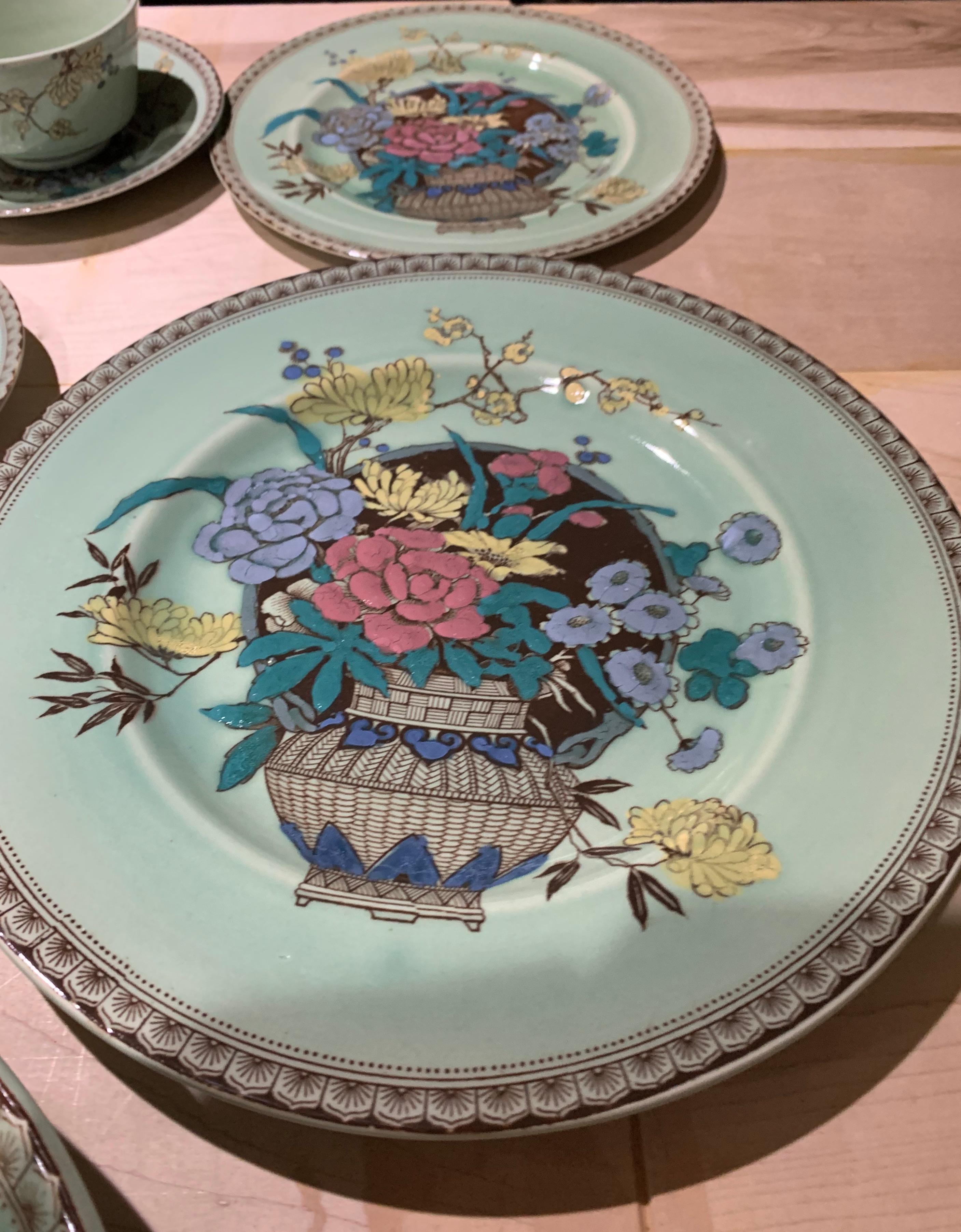 Clarice cliff royal Staffordshire green Ophelia porcelain dinnerware set, 1930s green mark reads Royal Staffordshire Pottery. A.J. Wilkinson Ltd, Clarice Cliff, Newport Pottery, C2 England. Clarice Cliff became a household name in the 1920s and