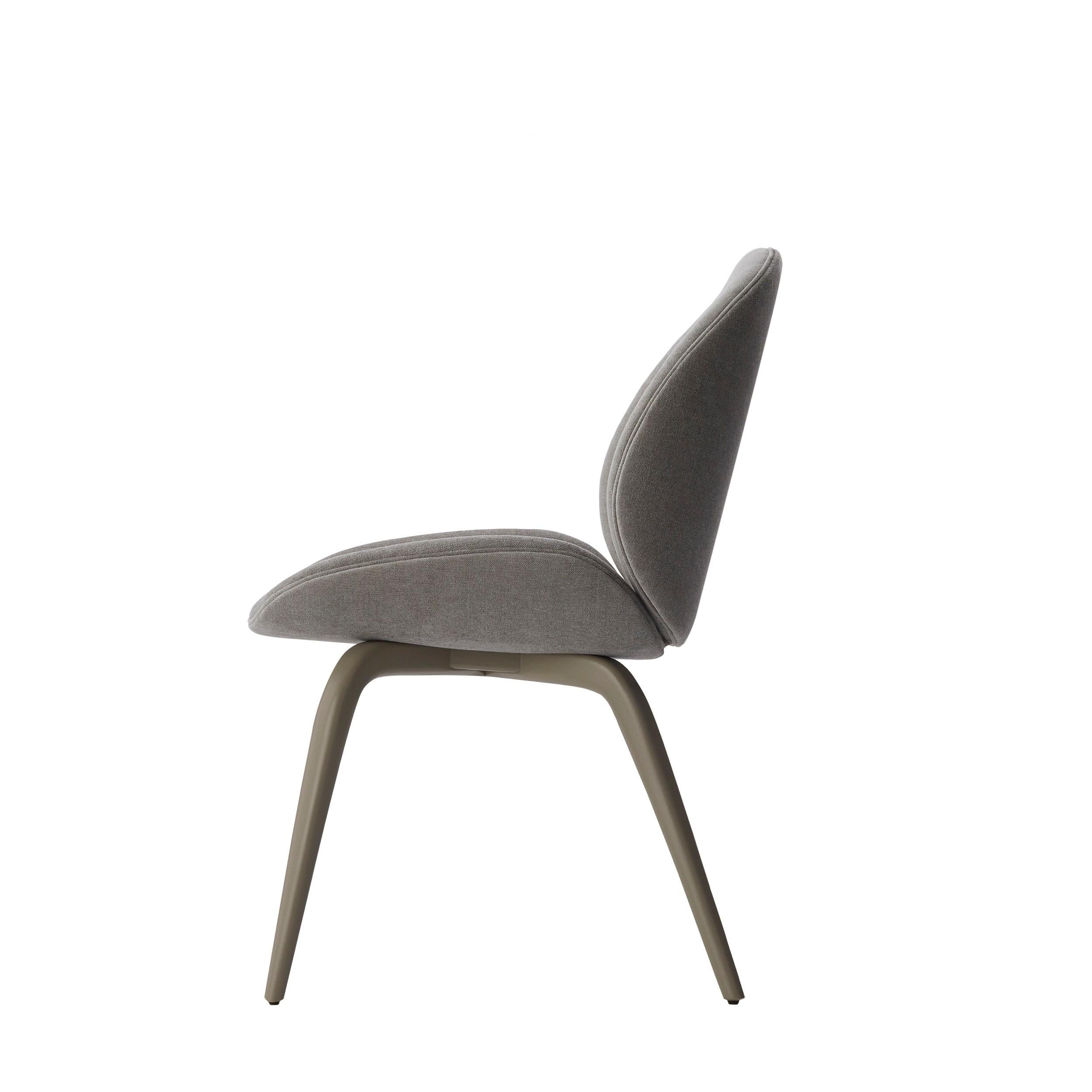 Modern Clarice Dining Chair with Matte Lacquered Feet For Sale