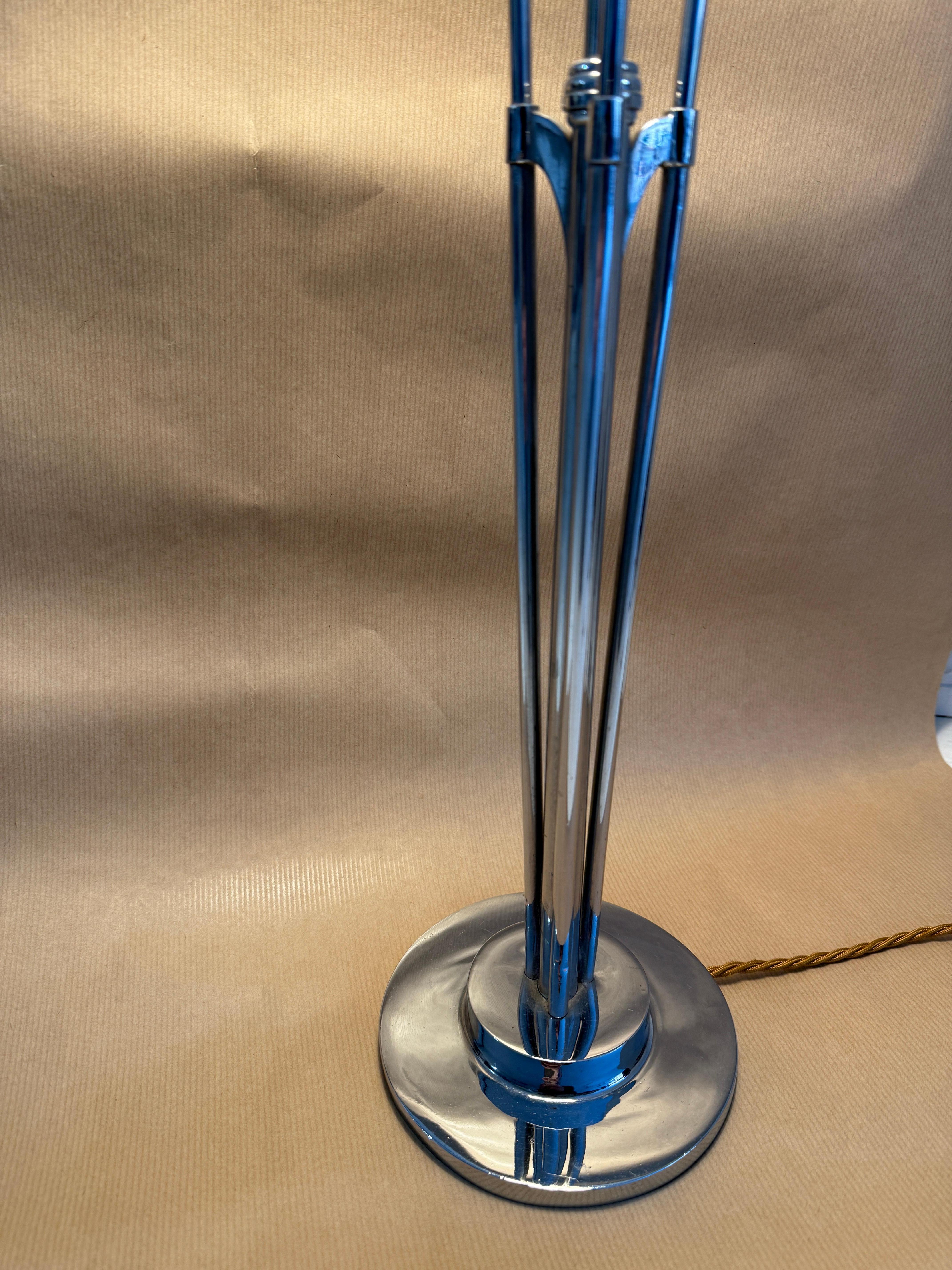 Provenance Claridge Hotel London   A 1932 Elsie Roberts & Oswald Milne desk lamp For Sale 2