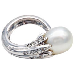 Claris-A 18-Karat White Gold South Sea Pearl and Diamond Ring