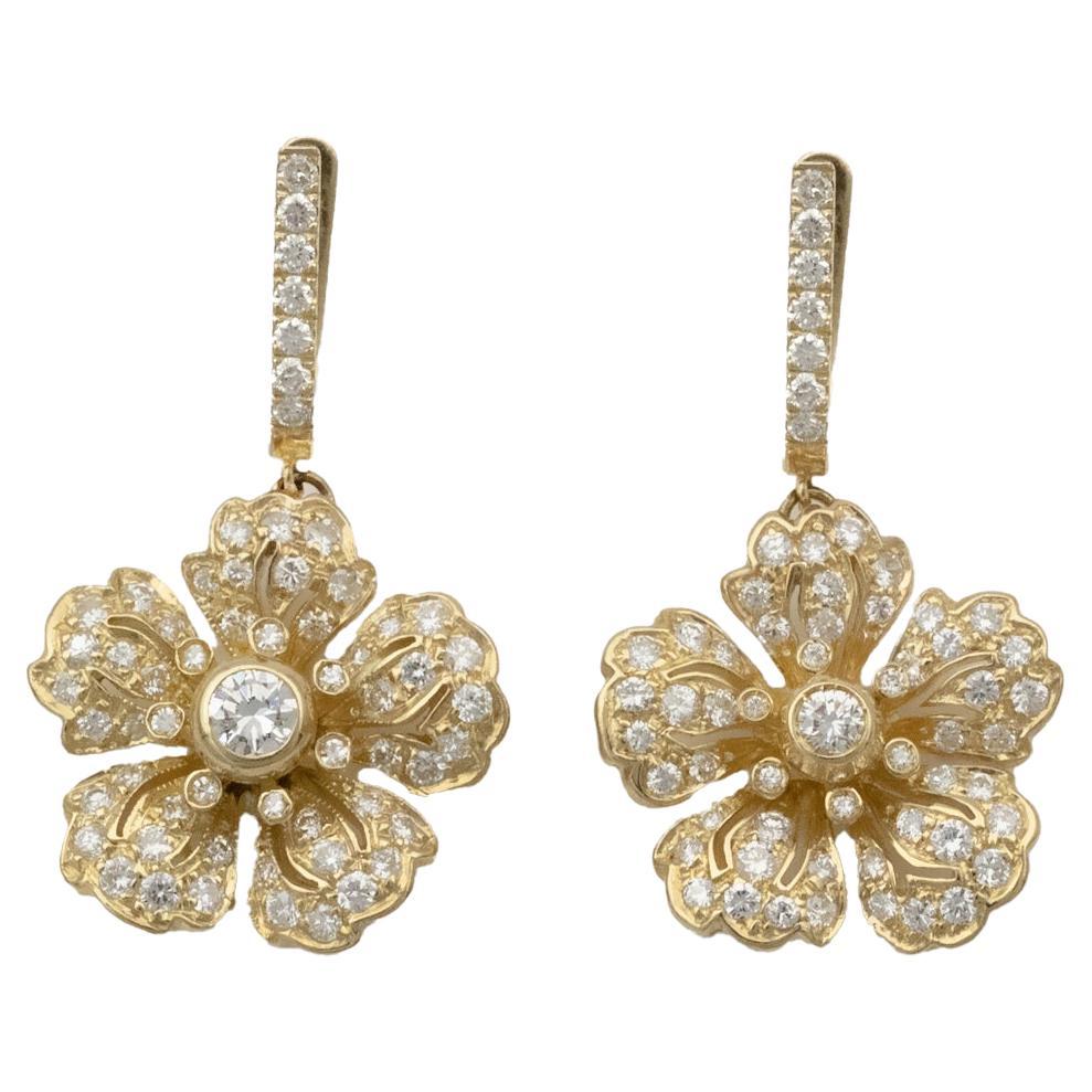 Claris-A 18-Karat Yellow Gold and Diamond Flower Earrings