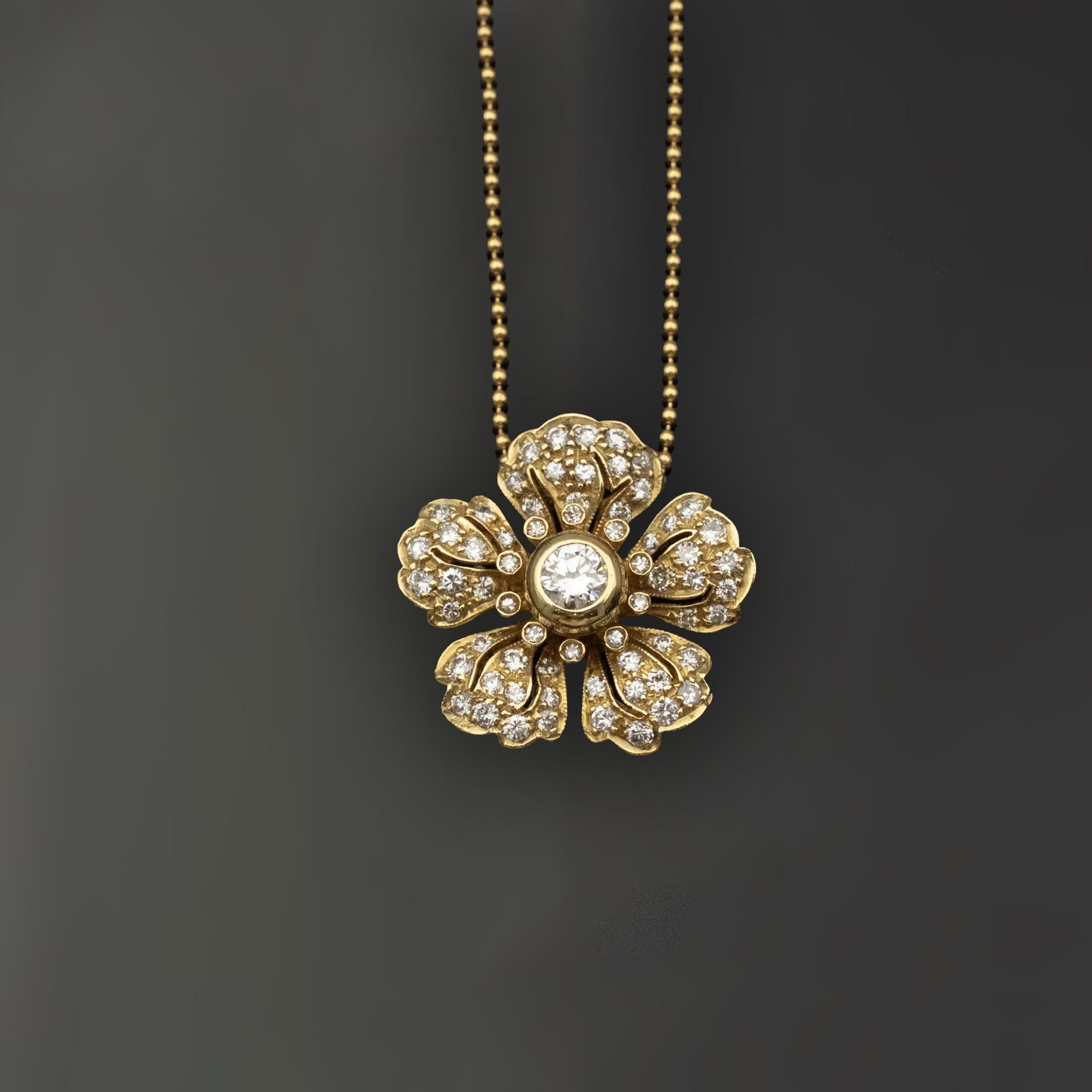 Claris.A Collier pendentif fleur en or jaune 18 carats et diamants Neuf - En vente à Monte Carlo, MC