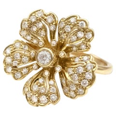 Claris-A 18-Karat Yellow Gold and Diamond Flower Ring